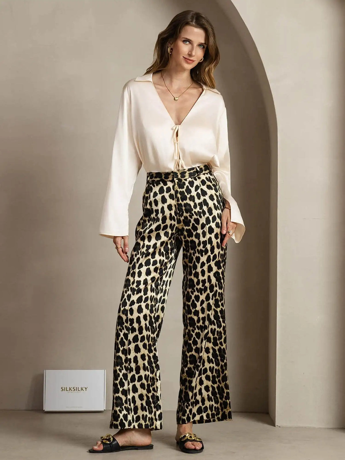 Clearance - 19Momme Silk Leopard Print Straight Leg Women's Pants With Side Pockets Design