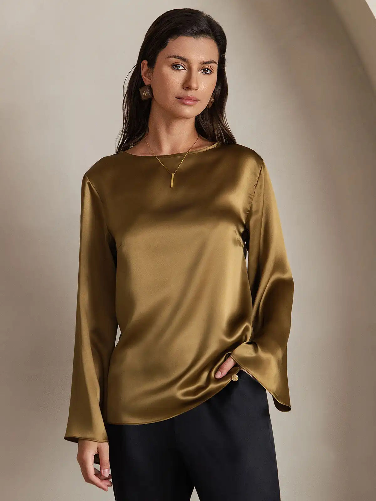 19Momme Silk Bell Sleeve Boat Neck Women's Top