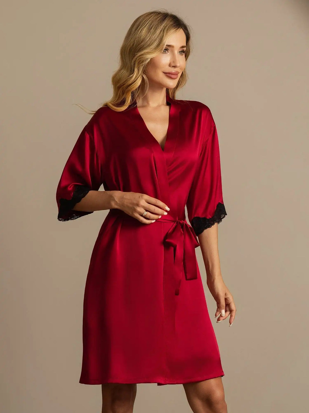100% Mulberry Silk Basic Women's Robe with Lace Design