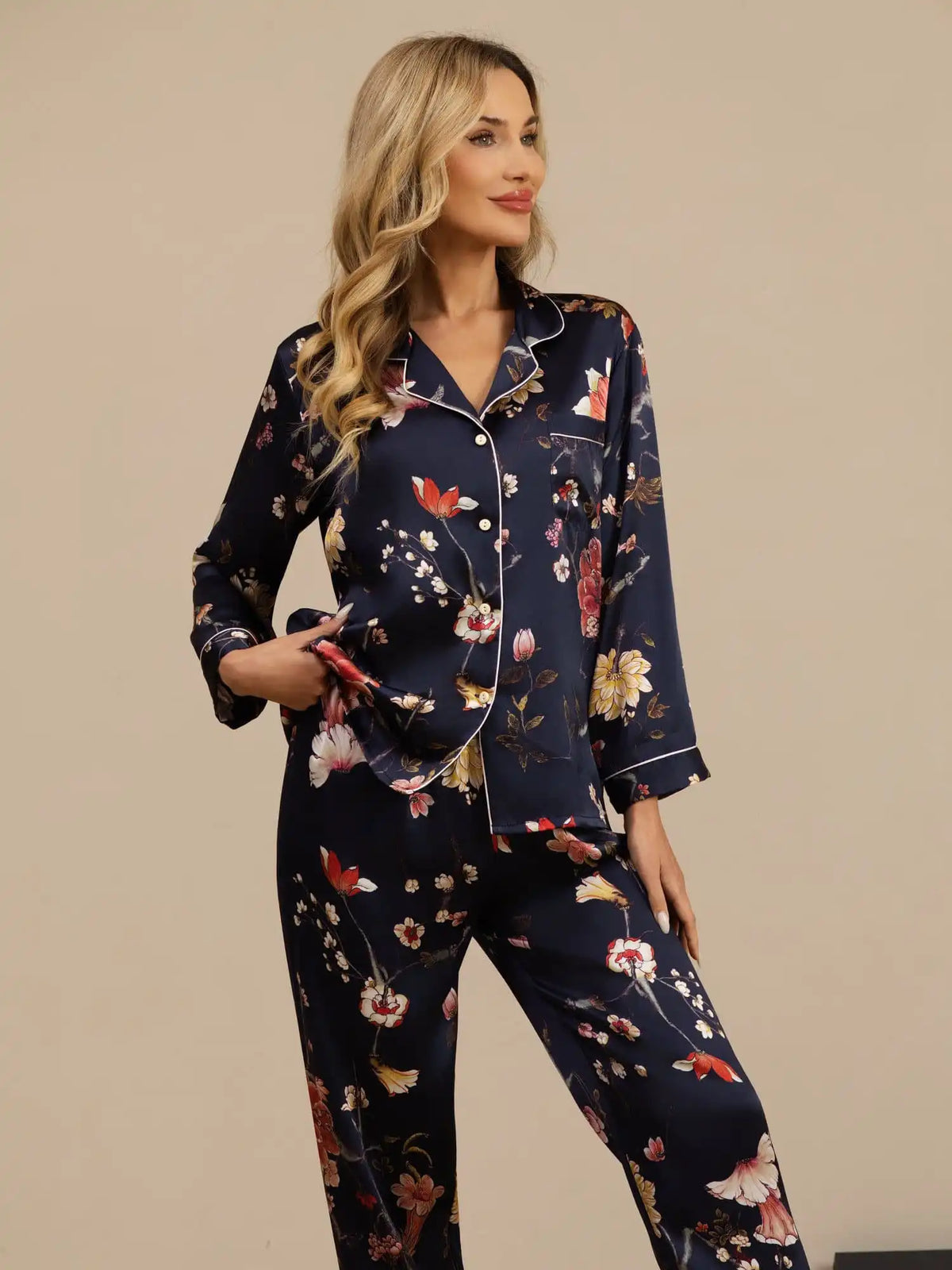 Women's 100% Mulberry Silk Navy Floral Print Long Sleeve Lapel Collar Button Up Pajamas Set
