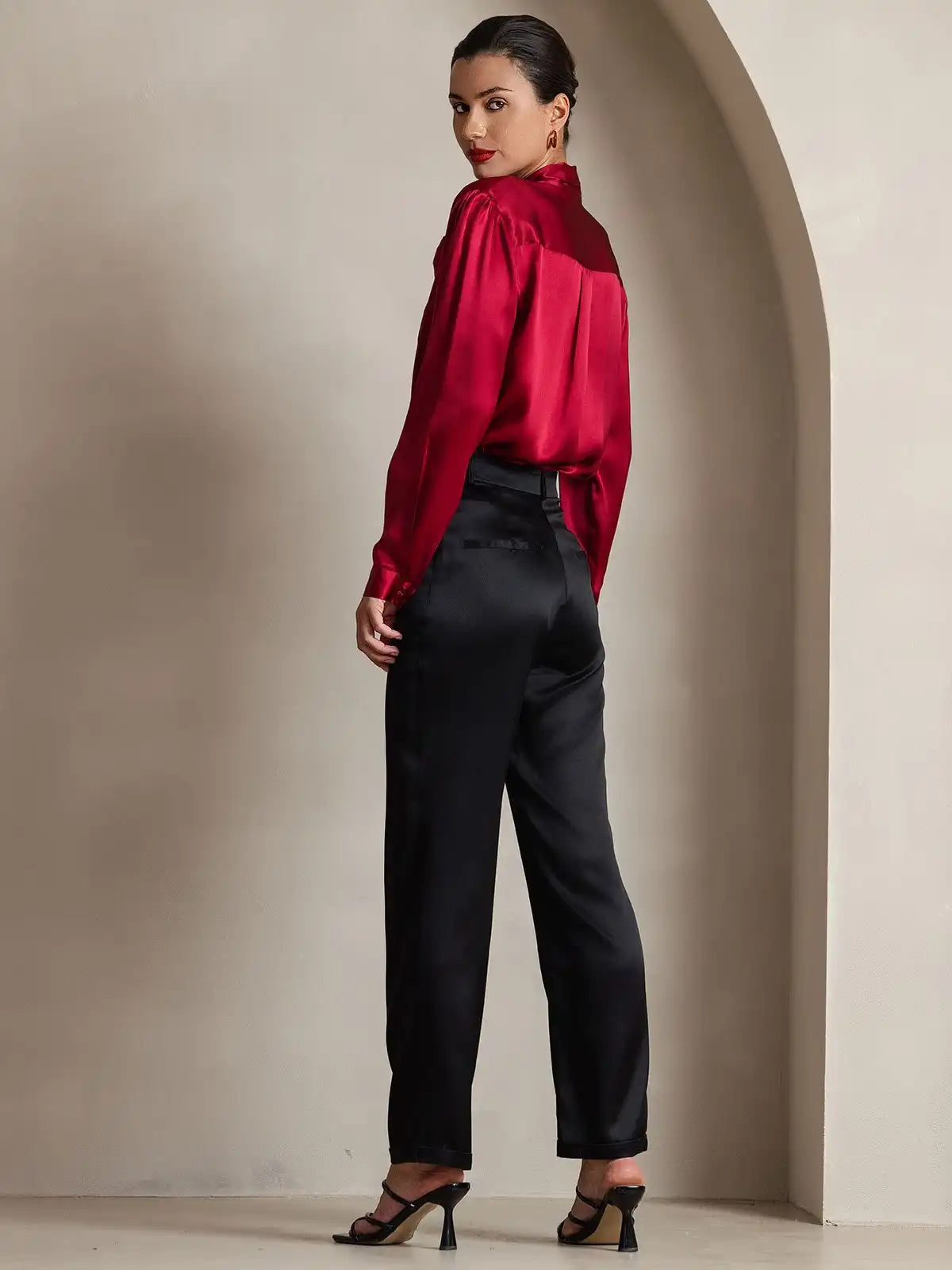 Elegant 19Momme Silk Long Sleeve Tie Neck Blouse