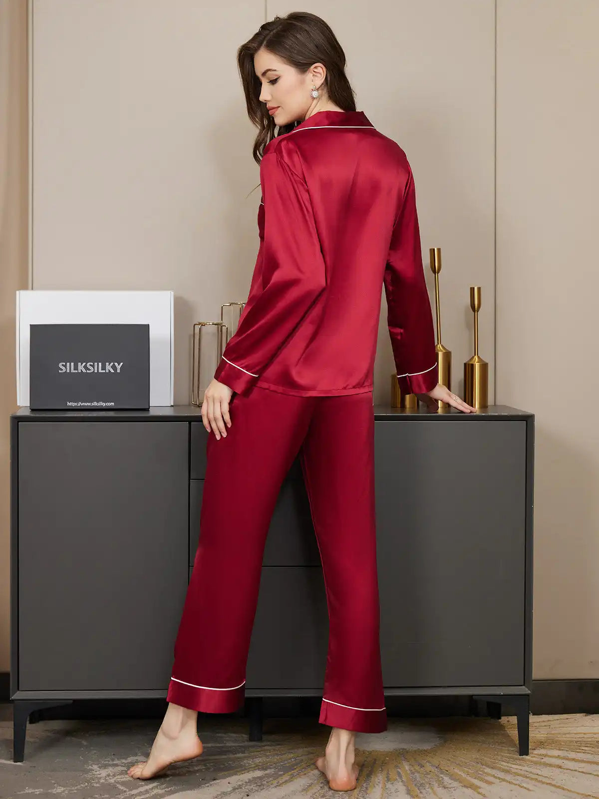 Women's 100% Mulberry Silk Long Sleeve Button Up Pajamas Set