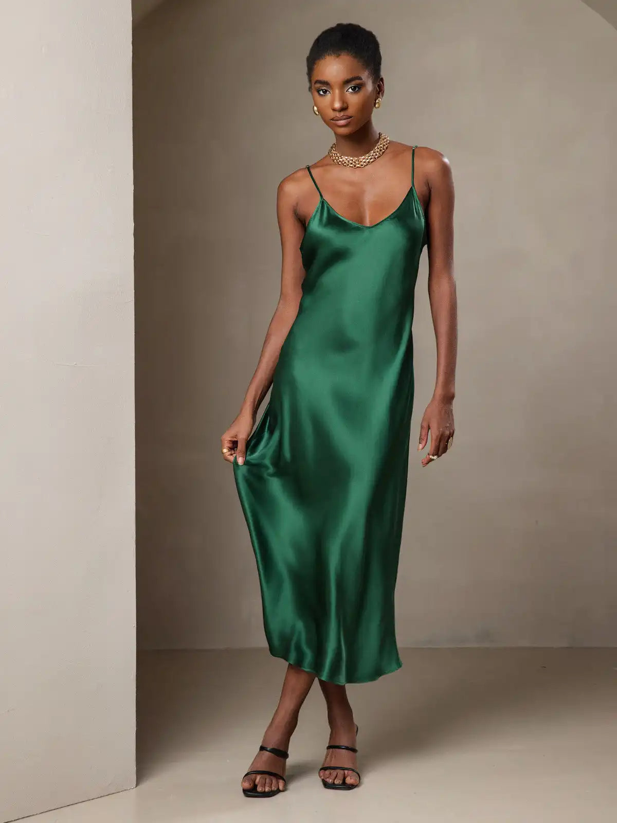 100% Mulberry Silk Spaghetti Strap V Neck Midi Dress