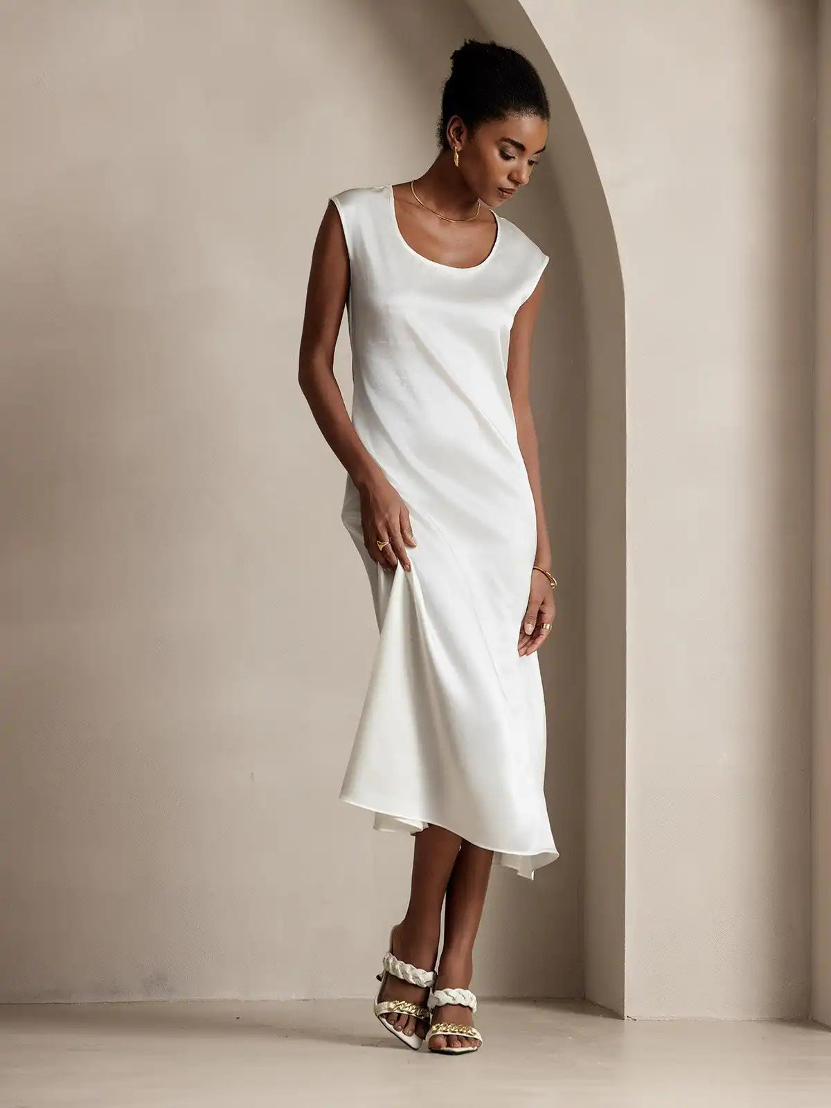 19Momme Silk Cap Sleeve Round Neck Midi Dress
