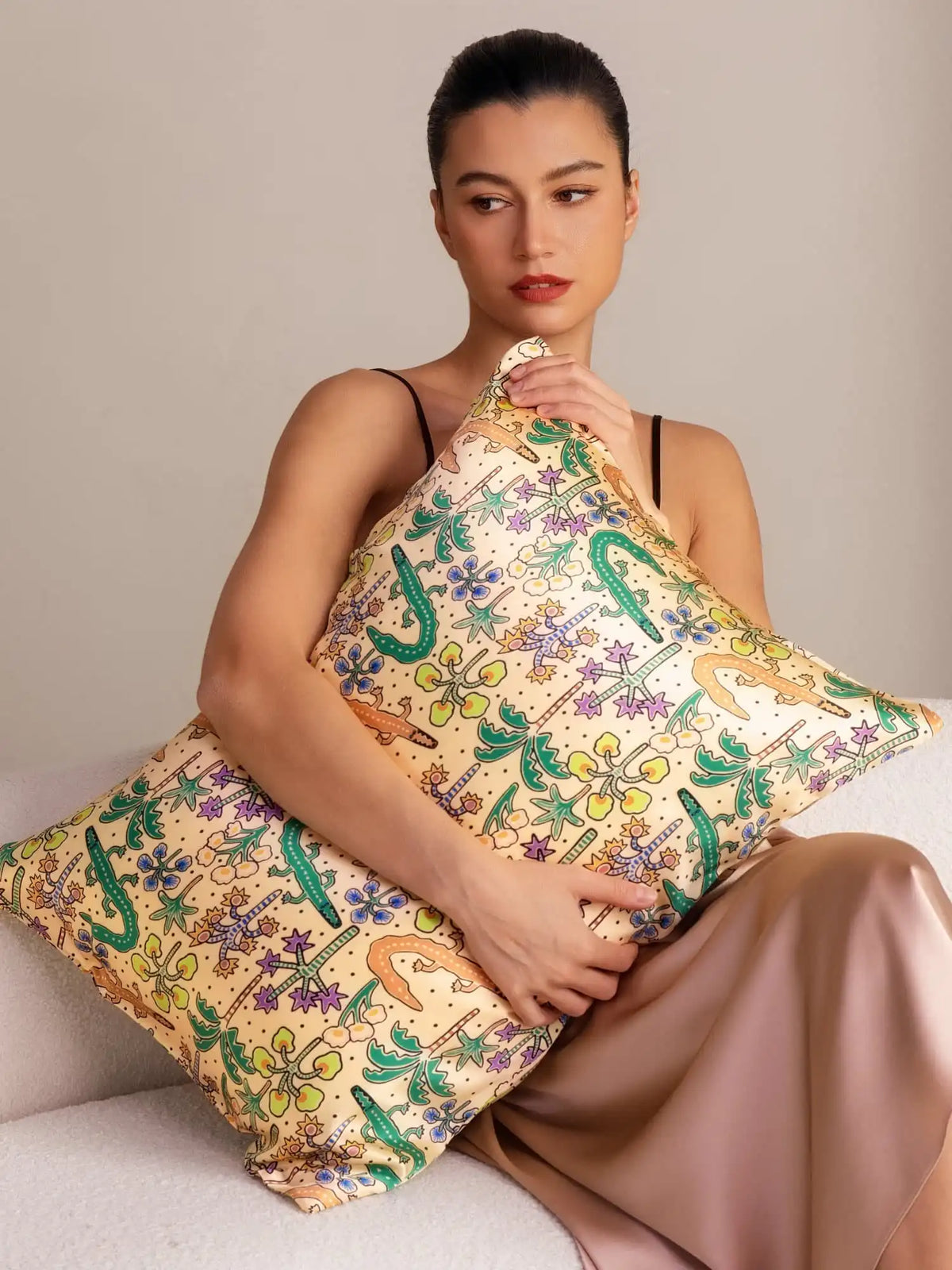 19 Momme Artistic Printed 100% Mulberry Silk Pillowcase – Envelope Closure