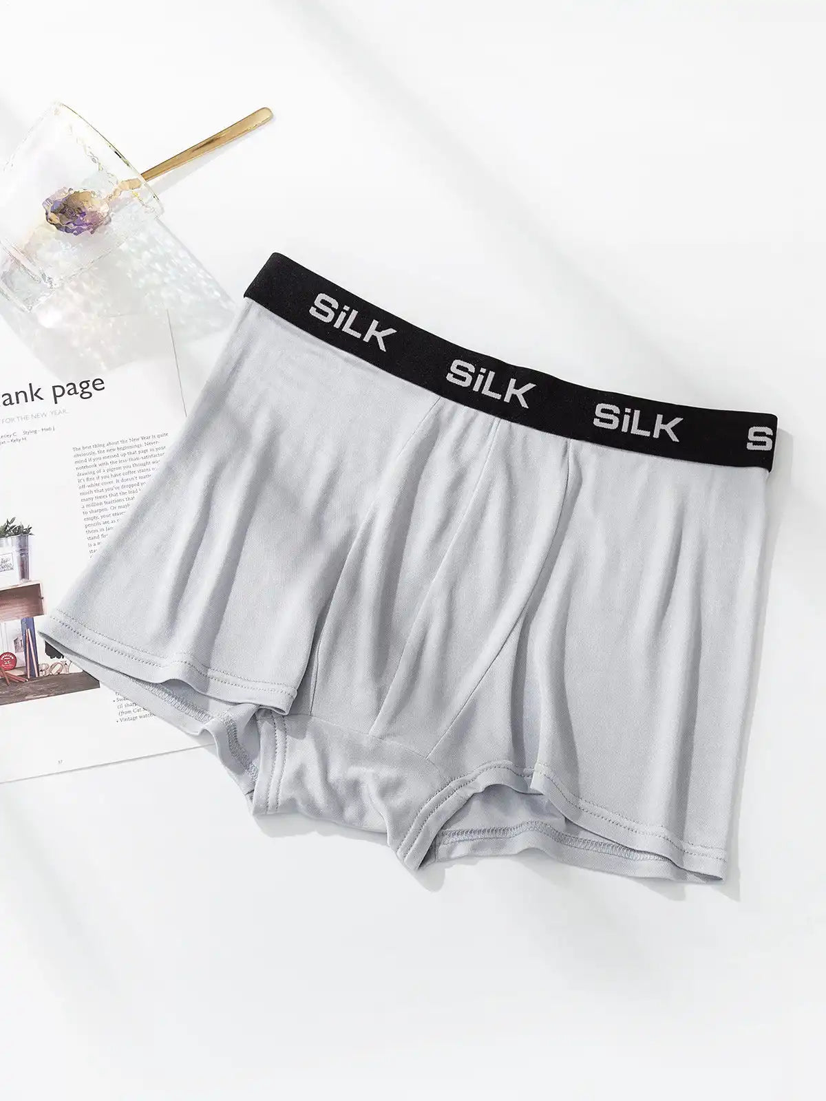 3Pcs Men‘s Ultra Soft Comfy 100% Mulberry Silk Boxer Underwear