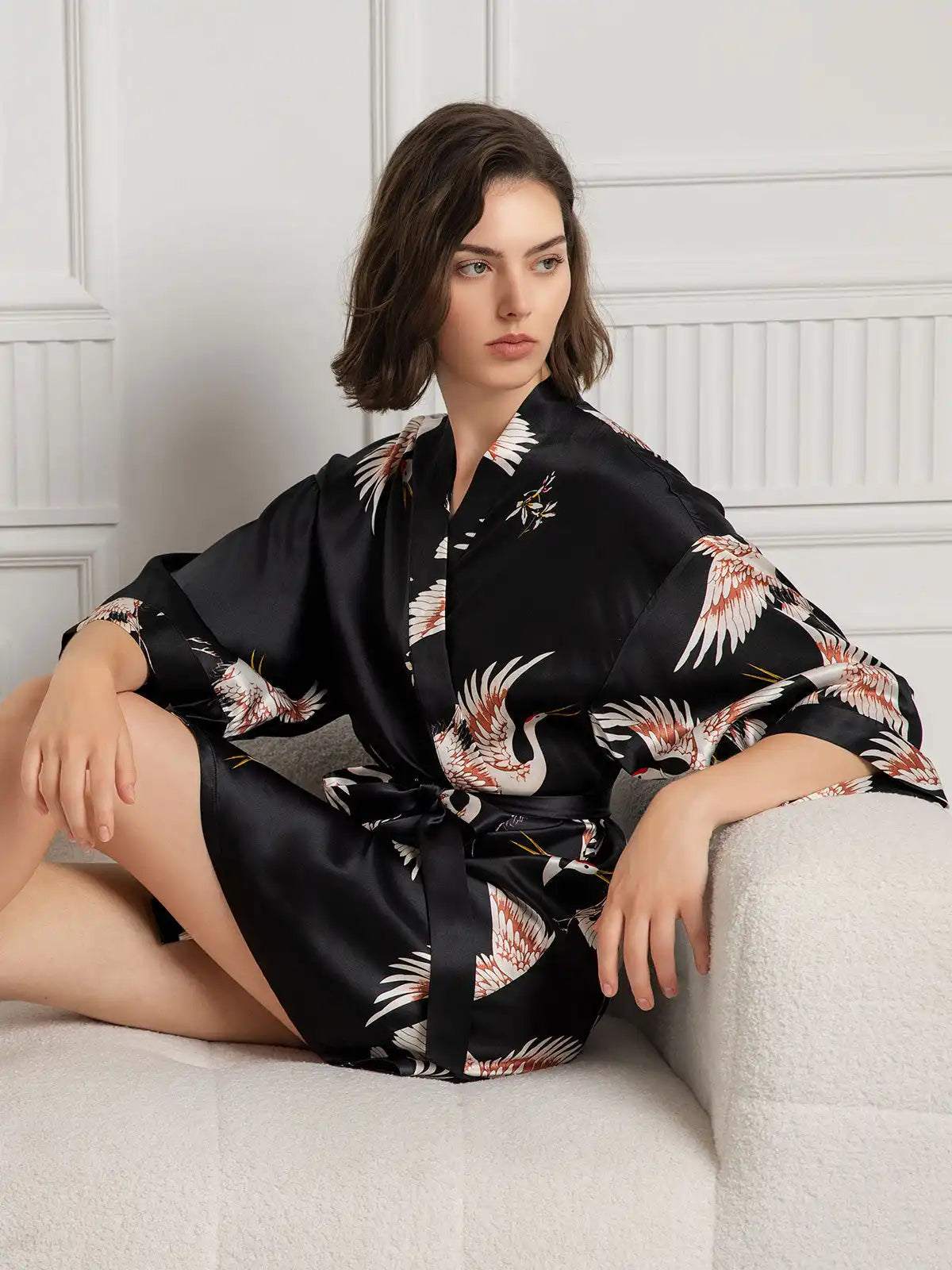 19Momme 100% Mulberry Silk Crane Print 3/4 Sleeve Short Women's Kimono Robe