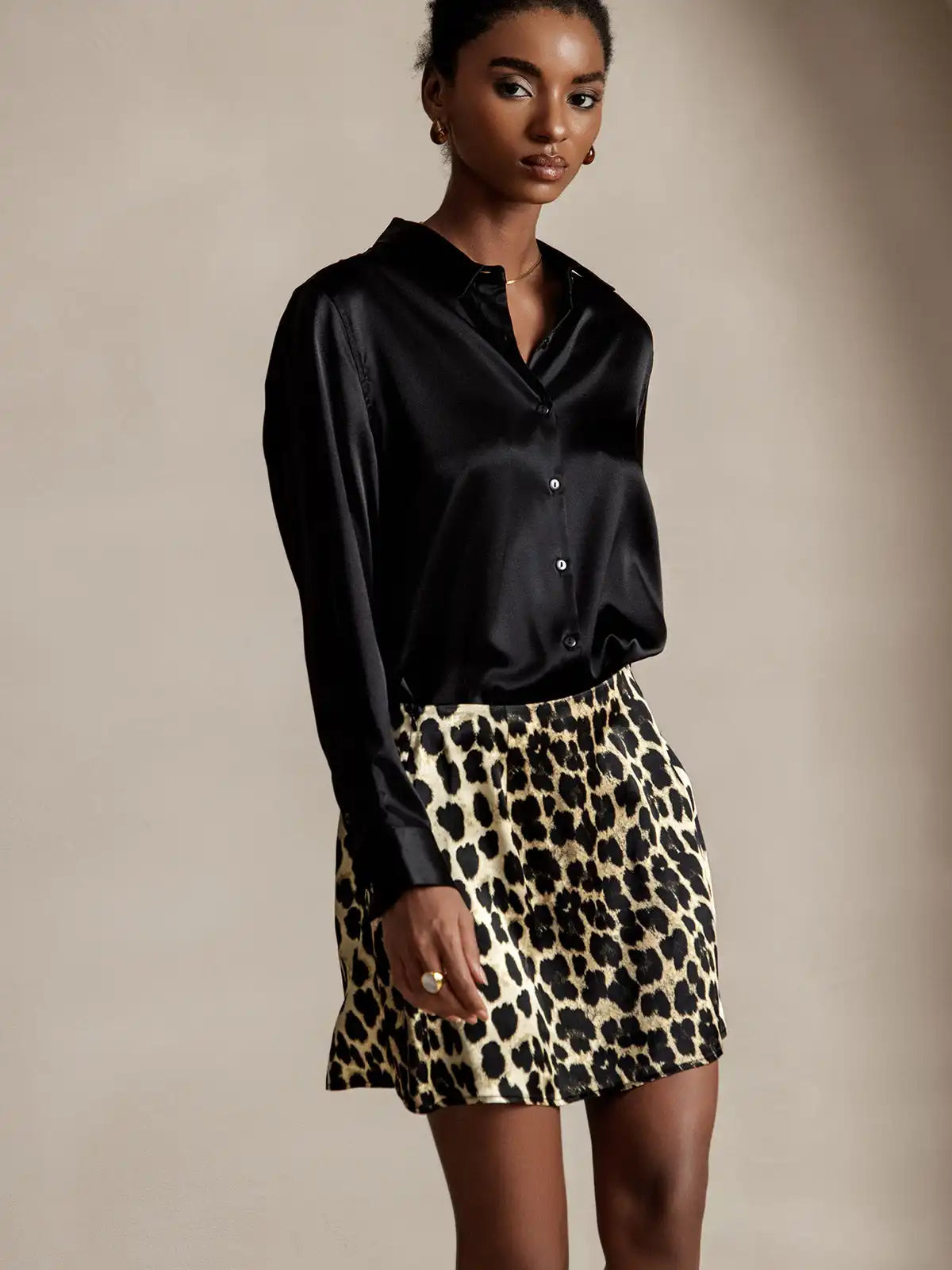 Women’s 19 Momme Silk Long Sleeves Button-Up Shirt