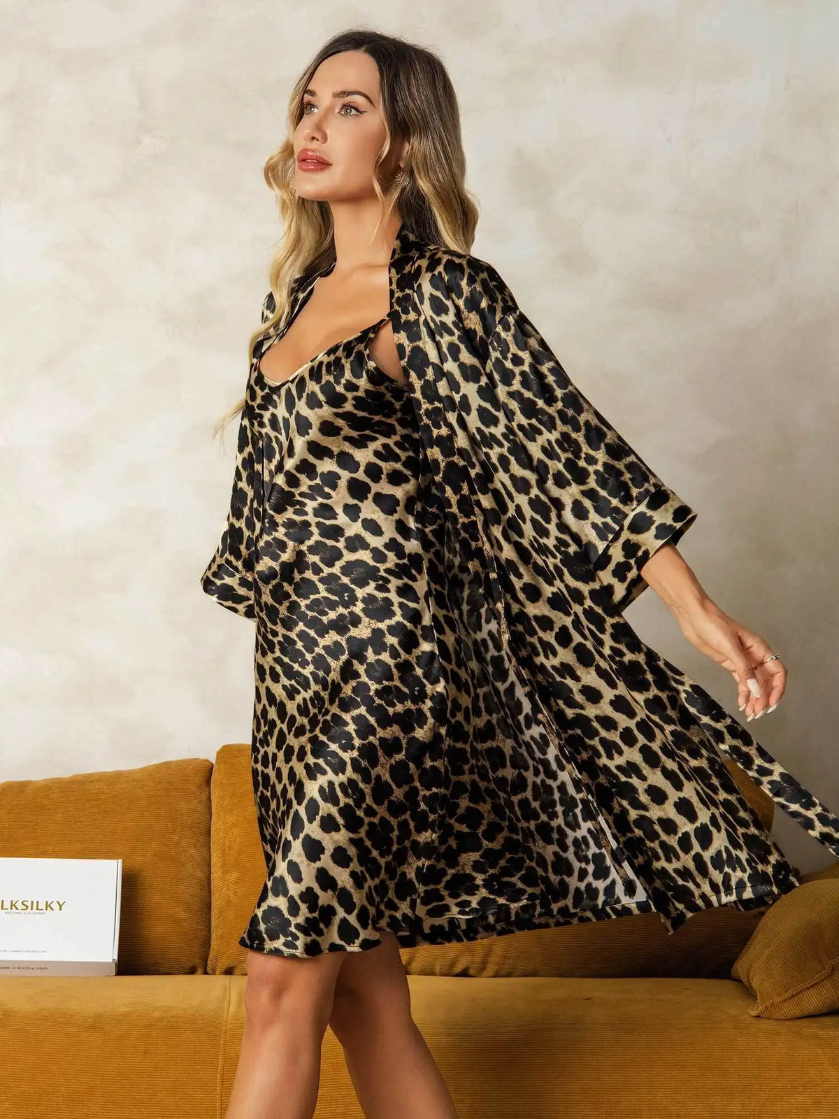 100% Mulberry Silk Leopard Print Short Nightgown&Robe Set