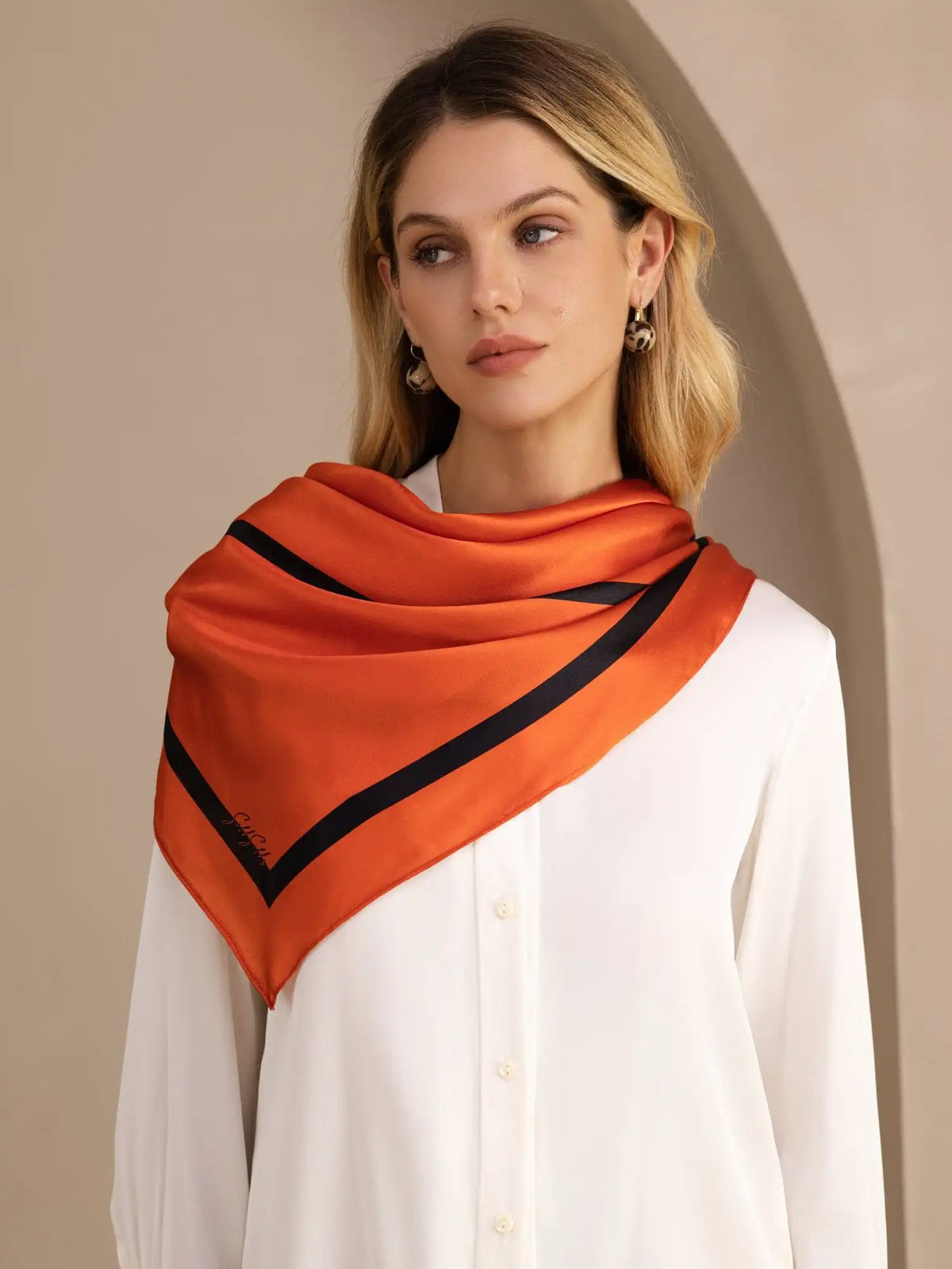100% Mulberry Silk Geometric Block Pattern Scarf - Size 90x90cm