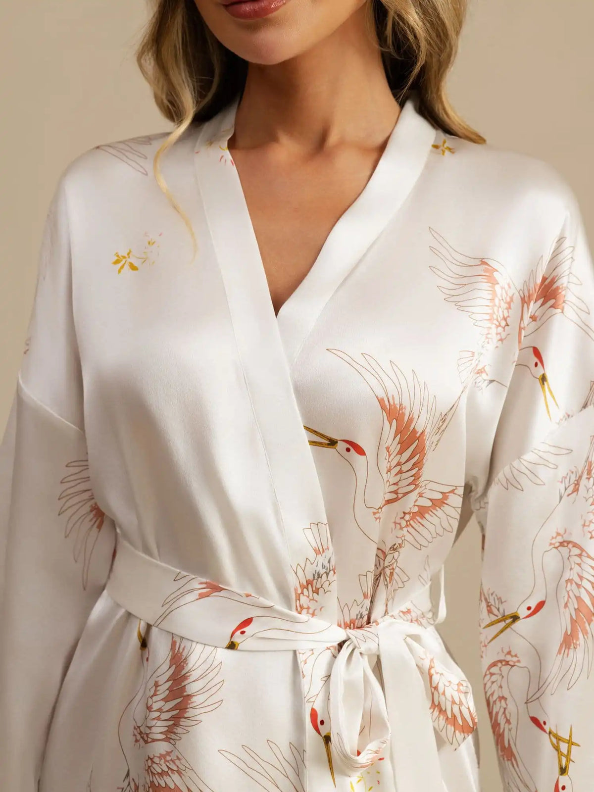 19Momme Women's 100% Mulberry Silk Crane Print 3/4 Sleeve Short Kimono Robe