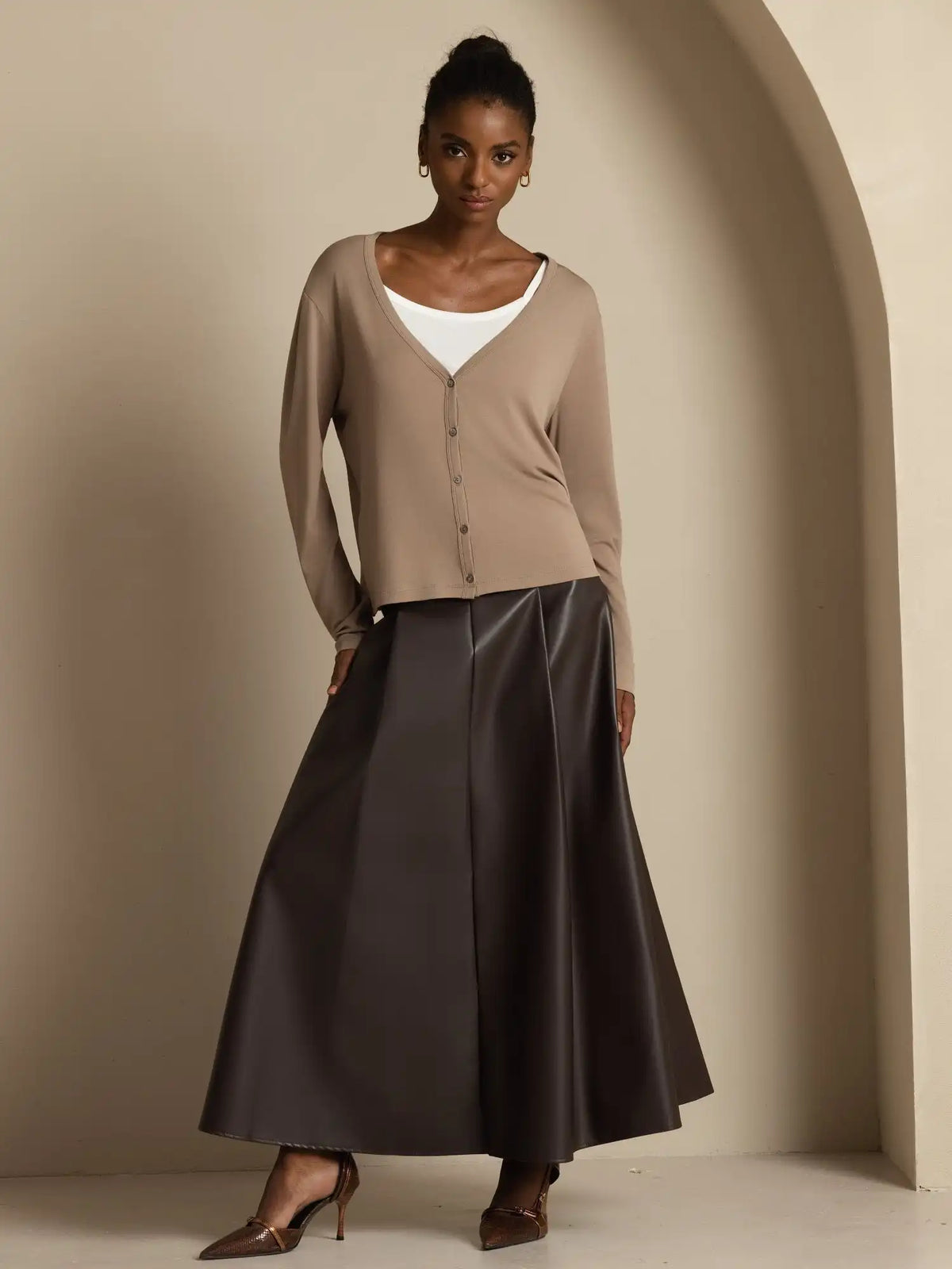 Clearance - 100% Mulberry Silk Women's V-Neck Long Sleeve Basic Cardigan