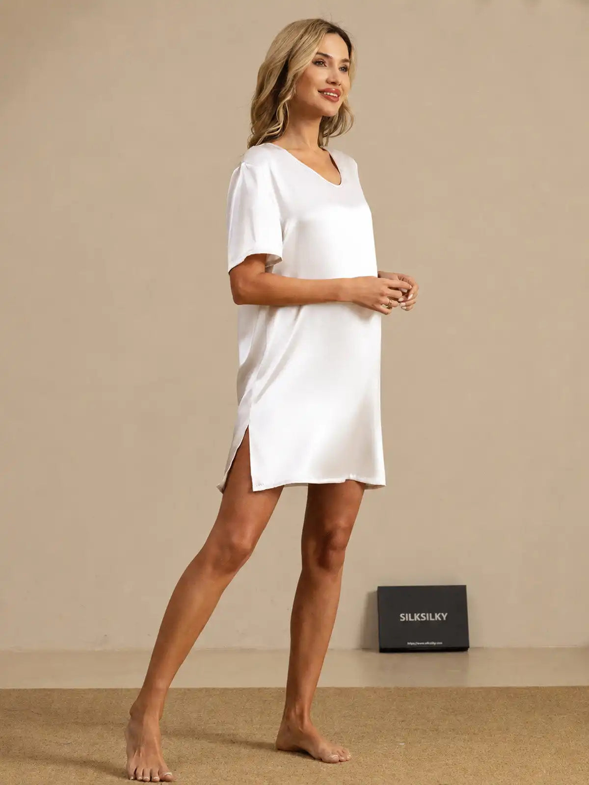 100% Mulberry Silk Half Sleeve V-neck Short Nightgown with Split Design