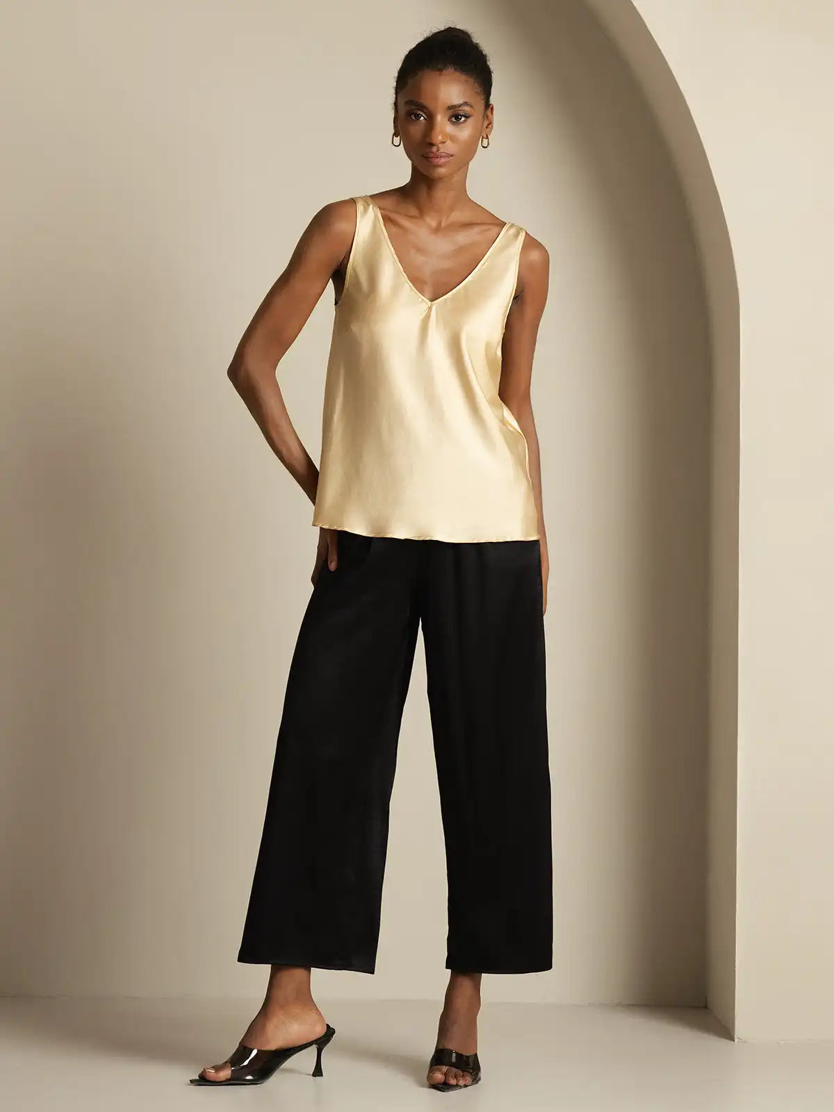 19Momme Silk Sleeveless V Neck Women's Tank Top with V Back Design