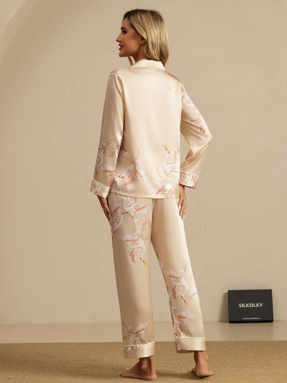 Clearance - 19Momme Women's Crane Print Long Sleeve 100% Mulberry Silk Pajamas Set