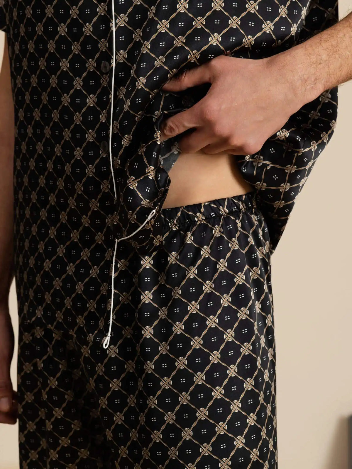 Clearance - 100% Mulberry Silk Short Sleeve Notch Collar Men's Chain Print Pajamas Set with Shorts