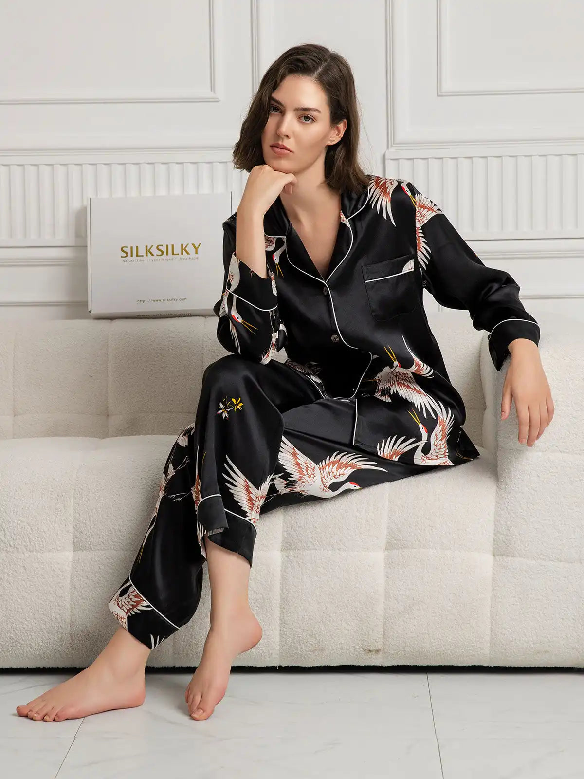 19Momme 100% Mulberry Silk Crane Print Women's Long Sleeve Notch Collar Pajamas Set