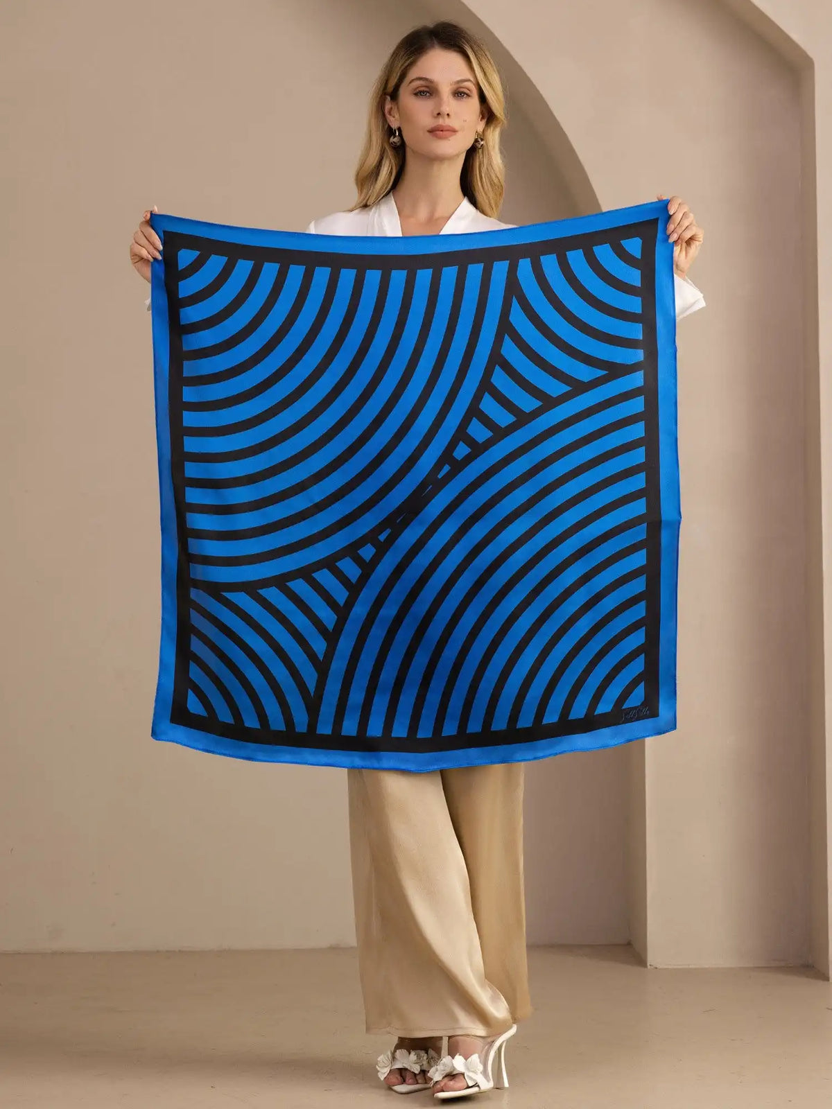 100% Mulberry Silk Semicircular Geometry Printed Scarf - Size 90x90cm