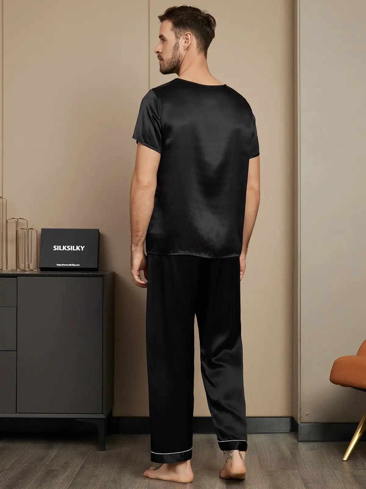 100% Mulberry Silk Short Sleeve Round Neck Men's Pajamas Set with Pants