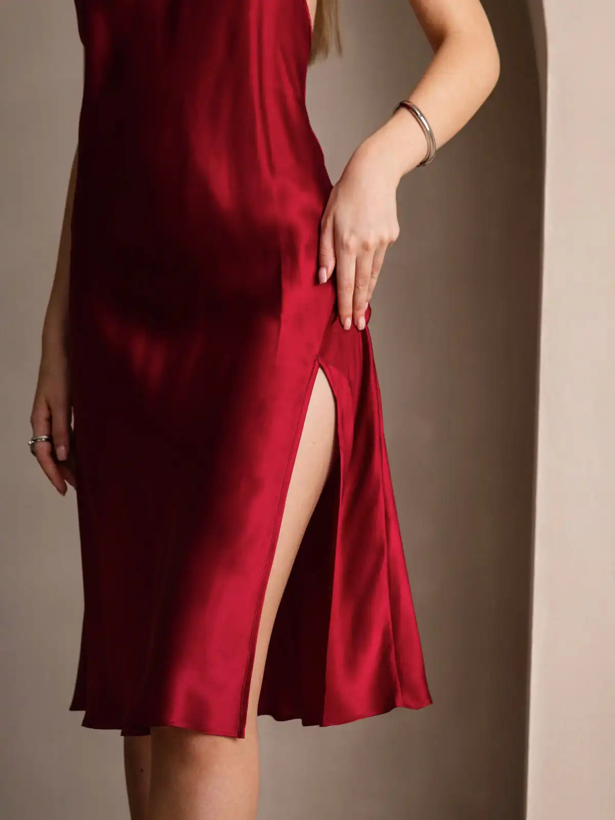 Elegant 100% Mulberry Silk Cross Backless Midi Dress with Side Slit