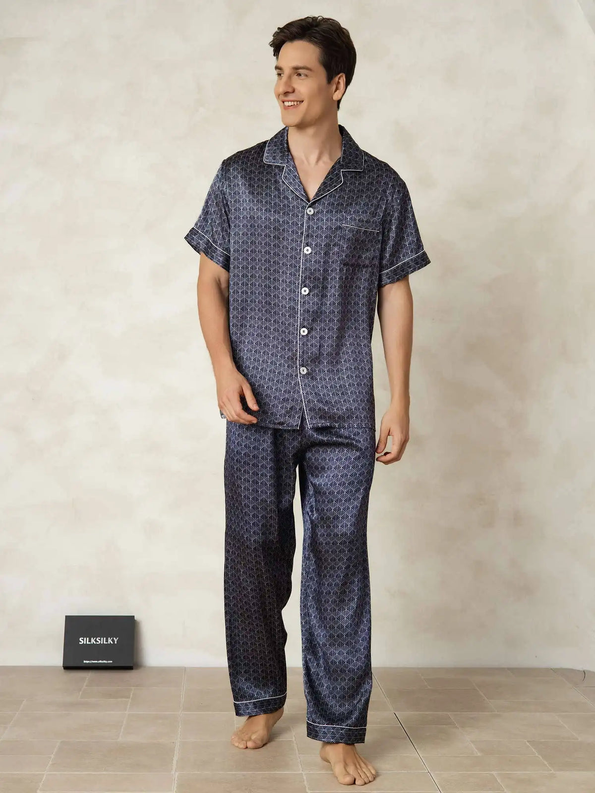 Clearance - Men's Pure Silk Navy Ginkgo Print Short Sleeve Pajamas Set with Pants