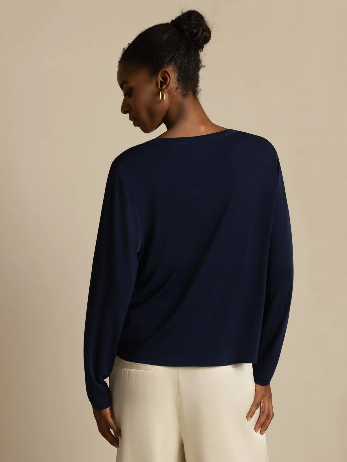 100% Mulberry Silk Women's V-Neck Long Sleeve Basic Cardigan