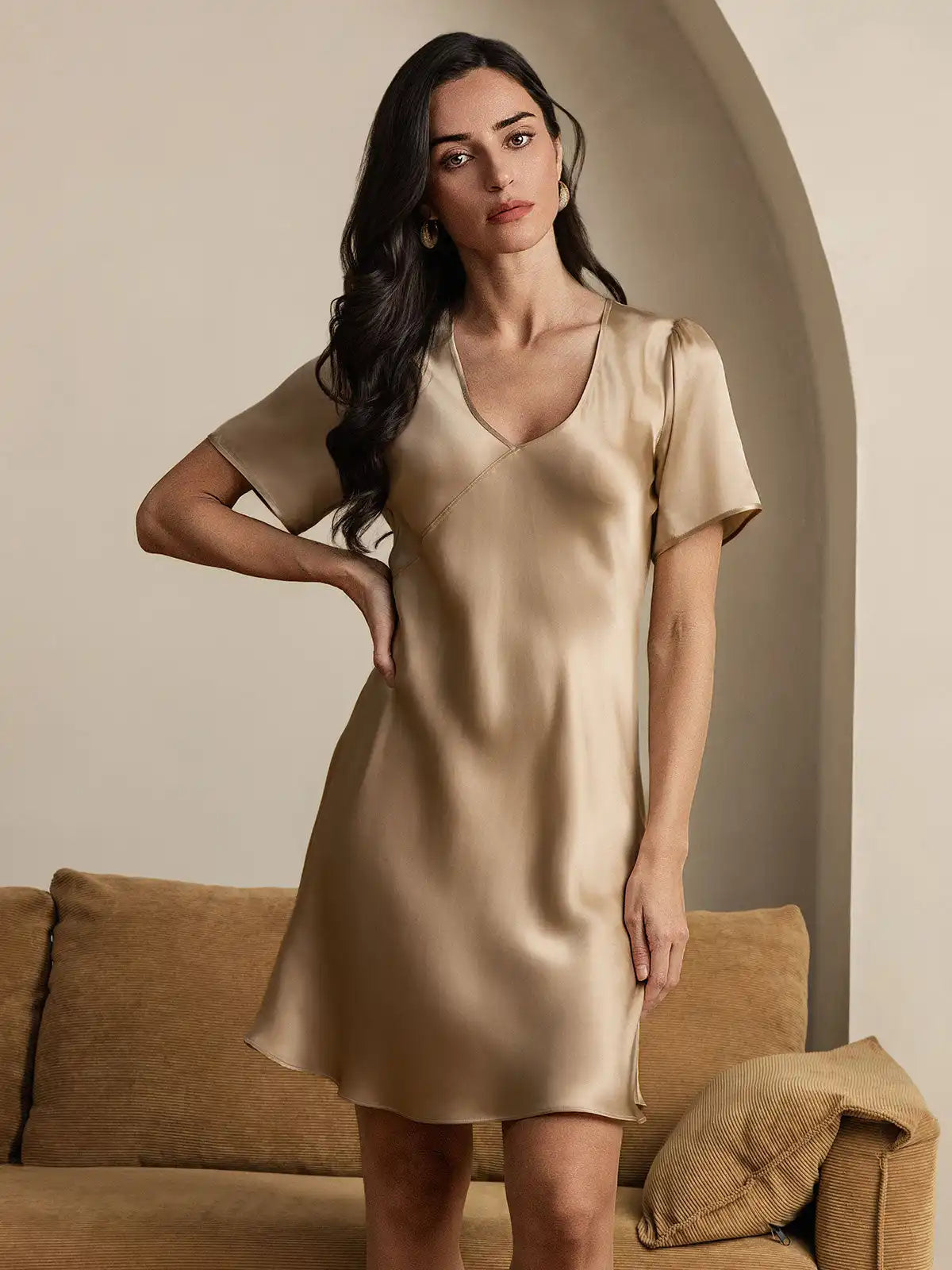 Women's 100% Mulberry Silk Puff Sleeve V-neck Short Nightgown
