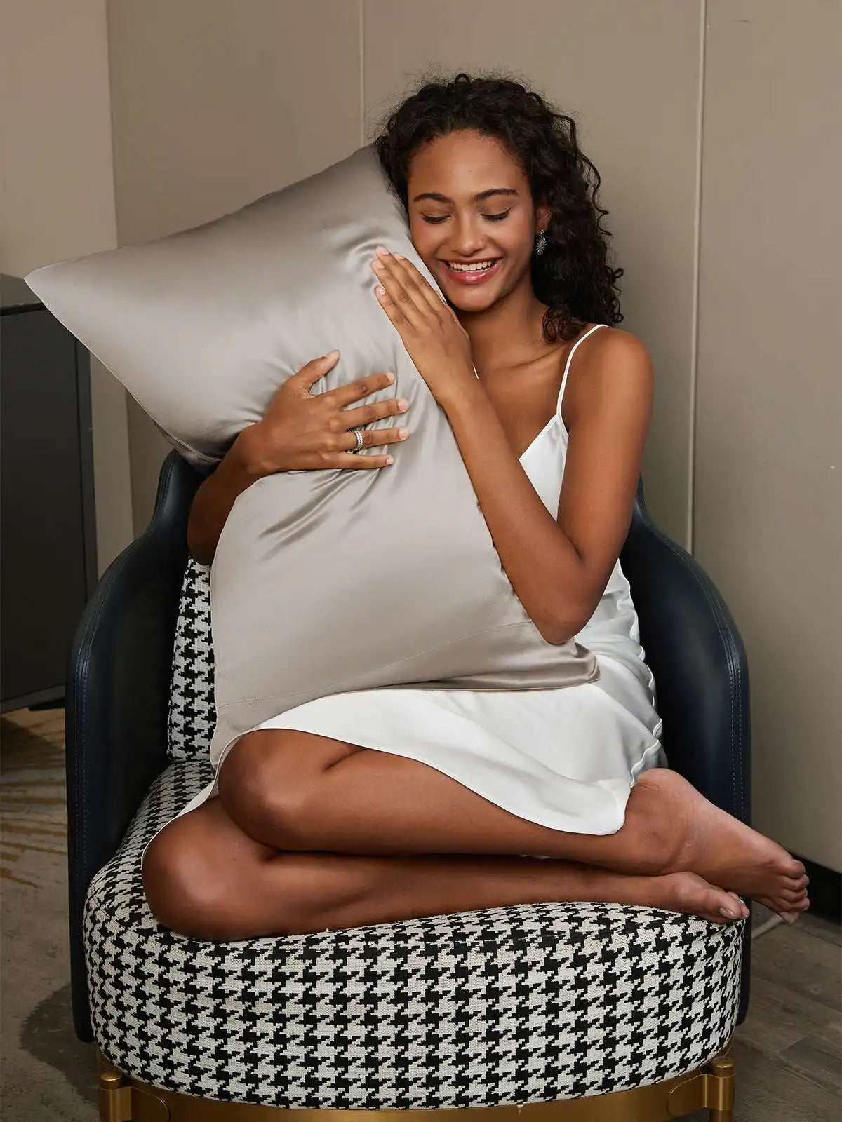 30Momme Luxurious 100% Silk Pillowcase - Hidden Zipper