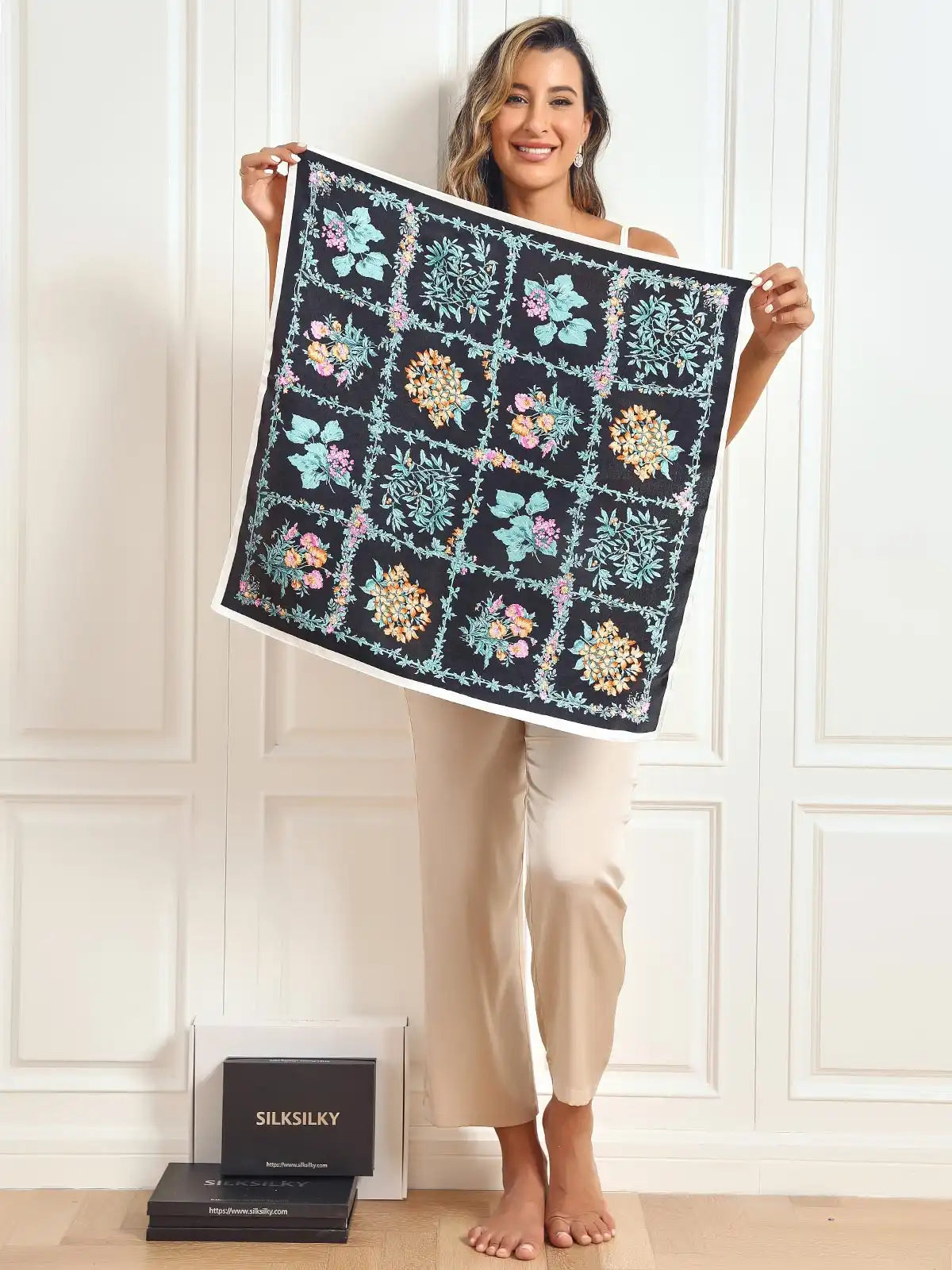 100% Mulberry Silk Floral Pattern Square Scarf 68x68cm/26.8