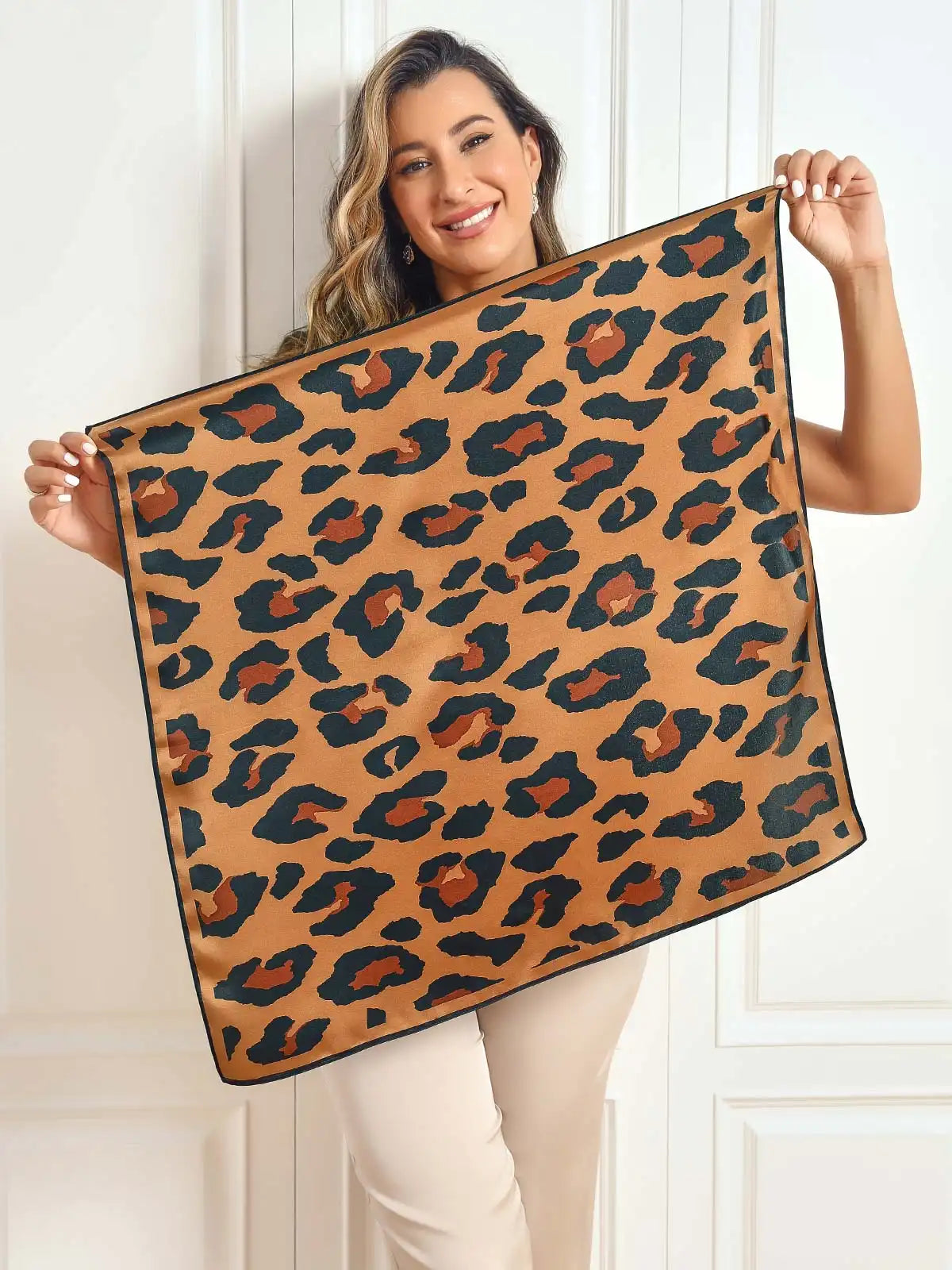 100% Mulberry Silk Printed Square Scarf 68x68cm/26.8