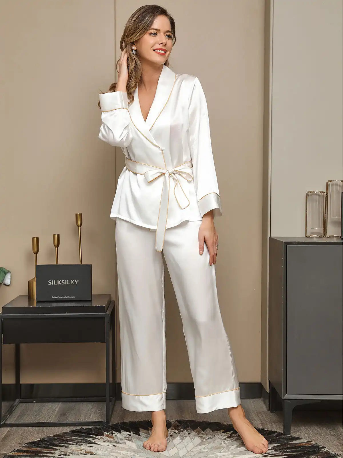 Clearance - 19Momme Contrast Trim Belted Lapel Silk Pajama Set