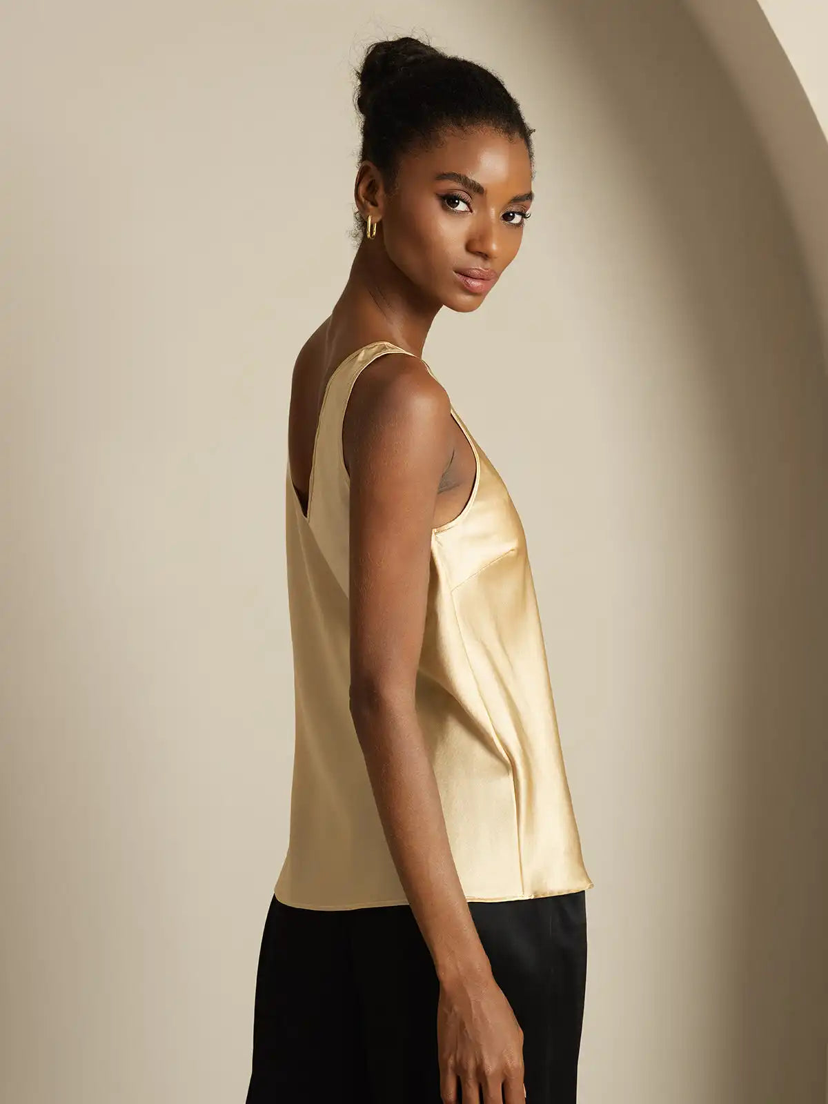 19Momme Silk Sleeveless V Neck Women's Tank Top with V Back Design
