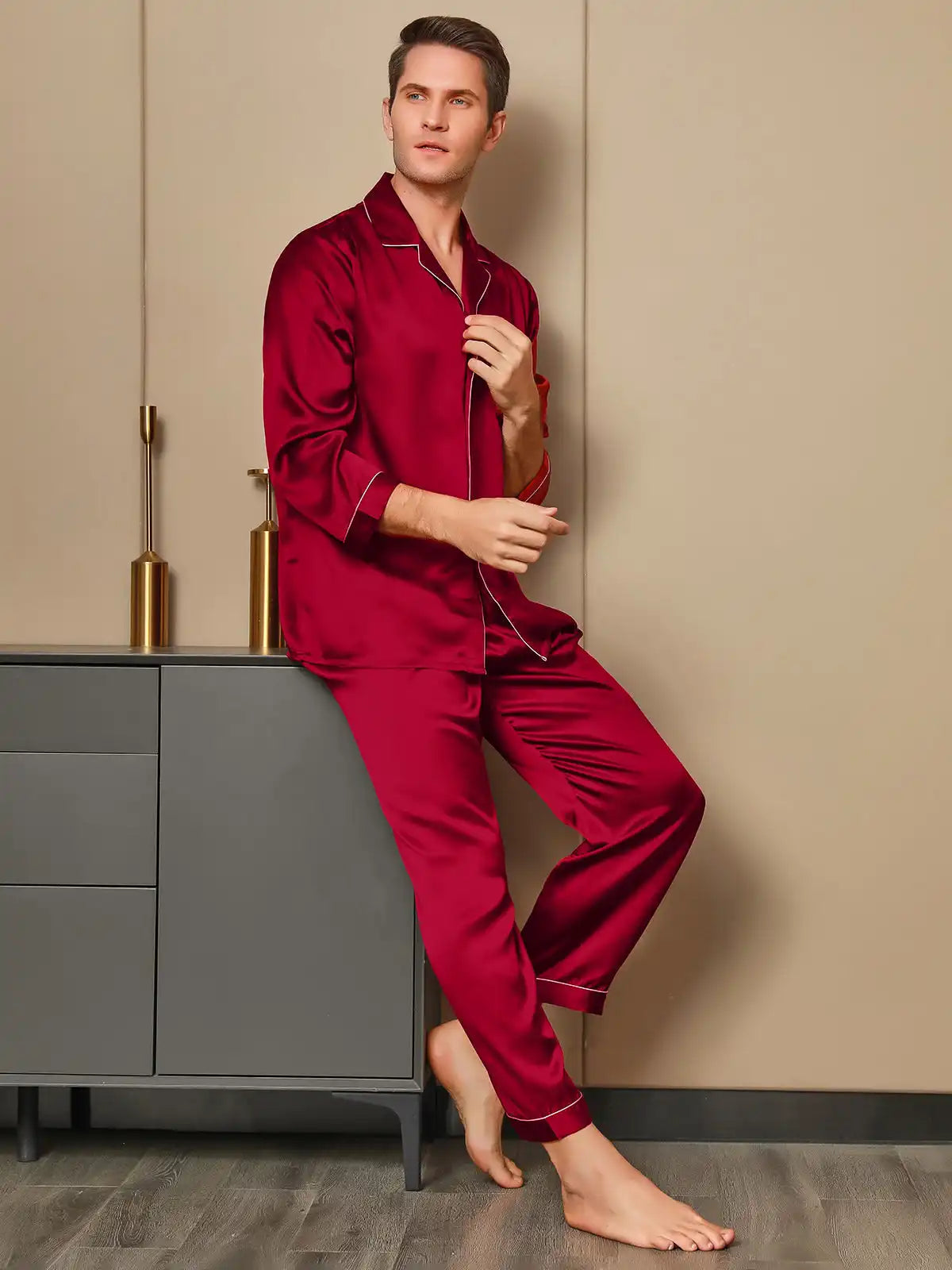 100% Mulberry Silk Long Sleeve Notch Collar Men's Pajamas Set with Button Up Design