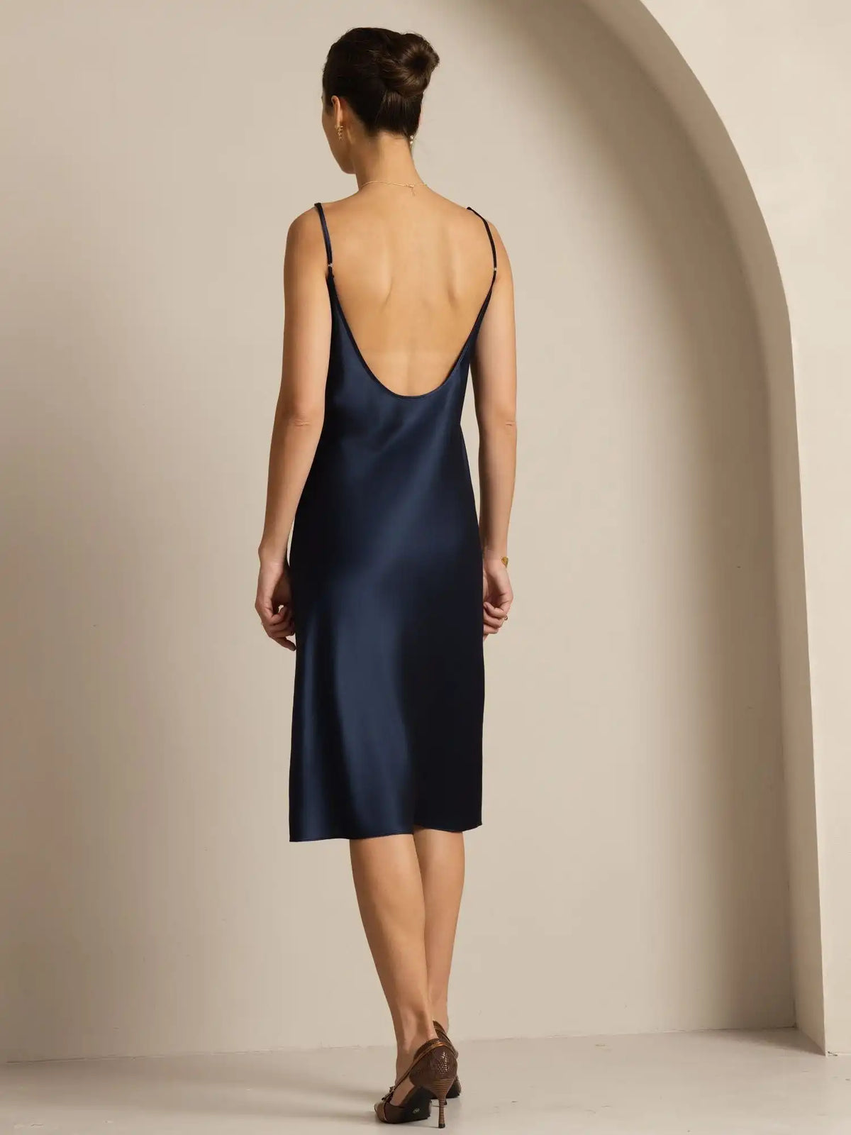 19Momme Silk Scoop Neck Backless Spaghetti Strap Midi Dress