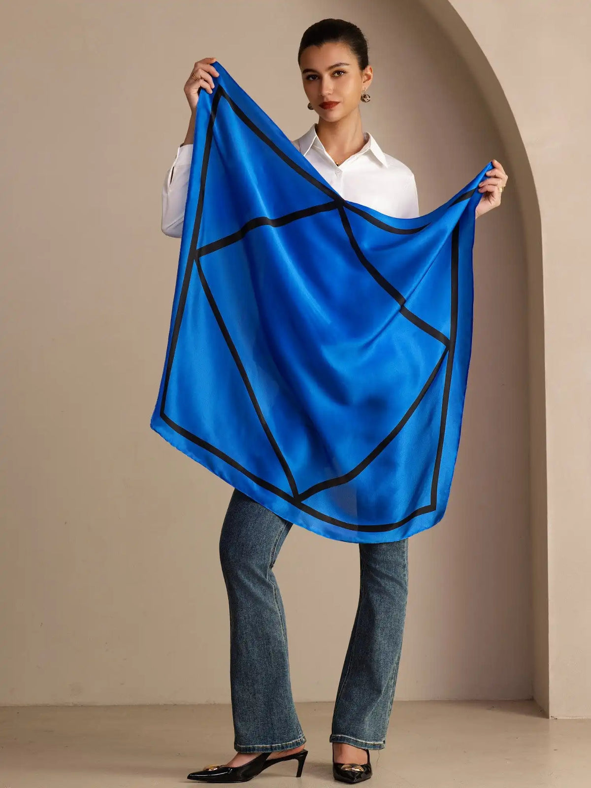 100% Mulberry Silk Geometric Block Pattern Scarf - Size 90x90cm