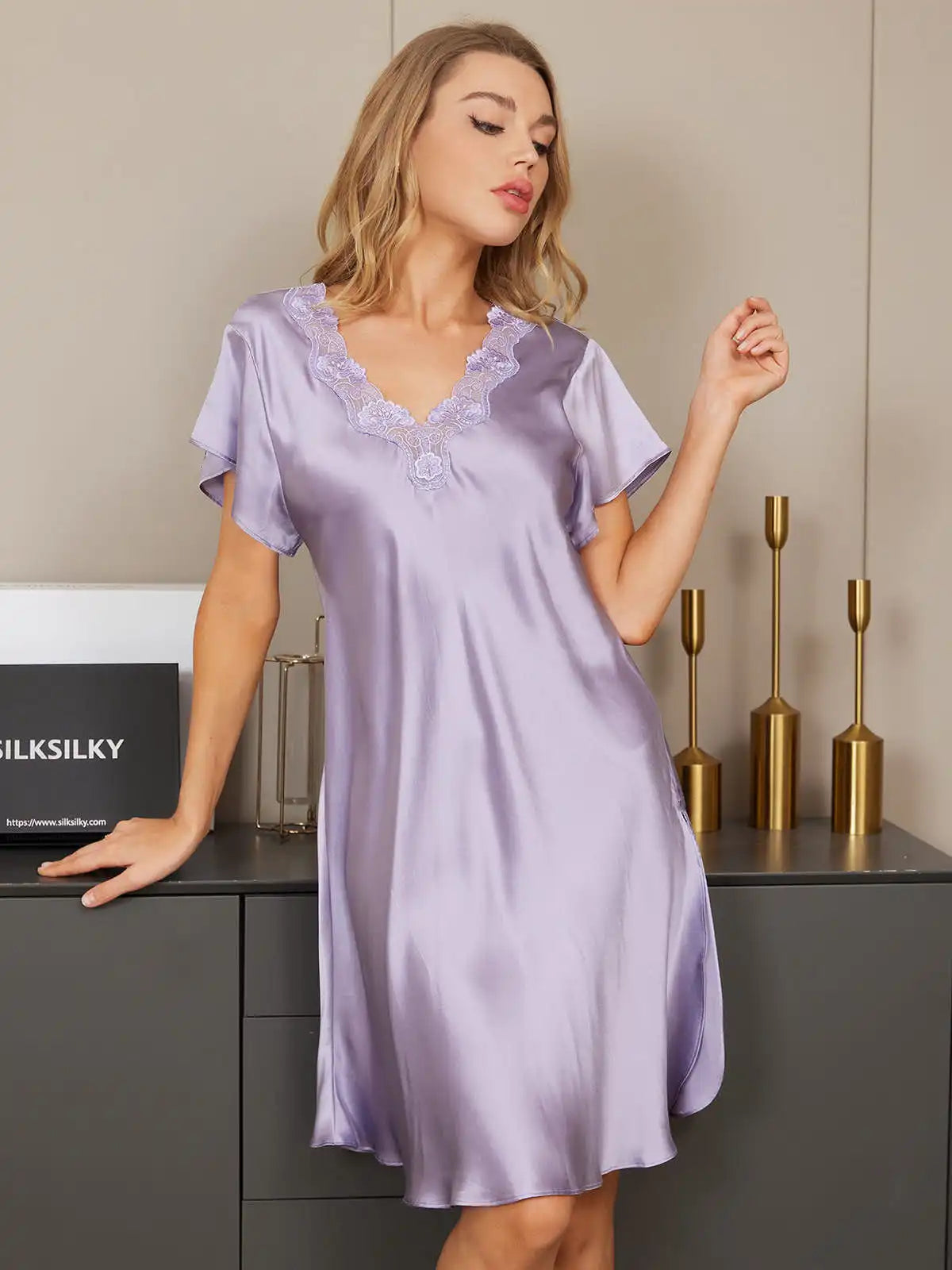 100% Mulberry Silk Short Sleeve V-neck Side Split Short Nightgown