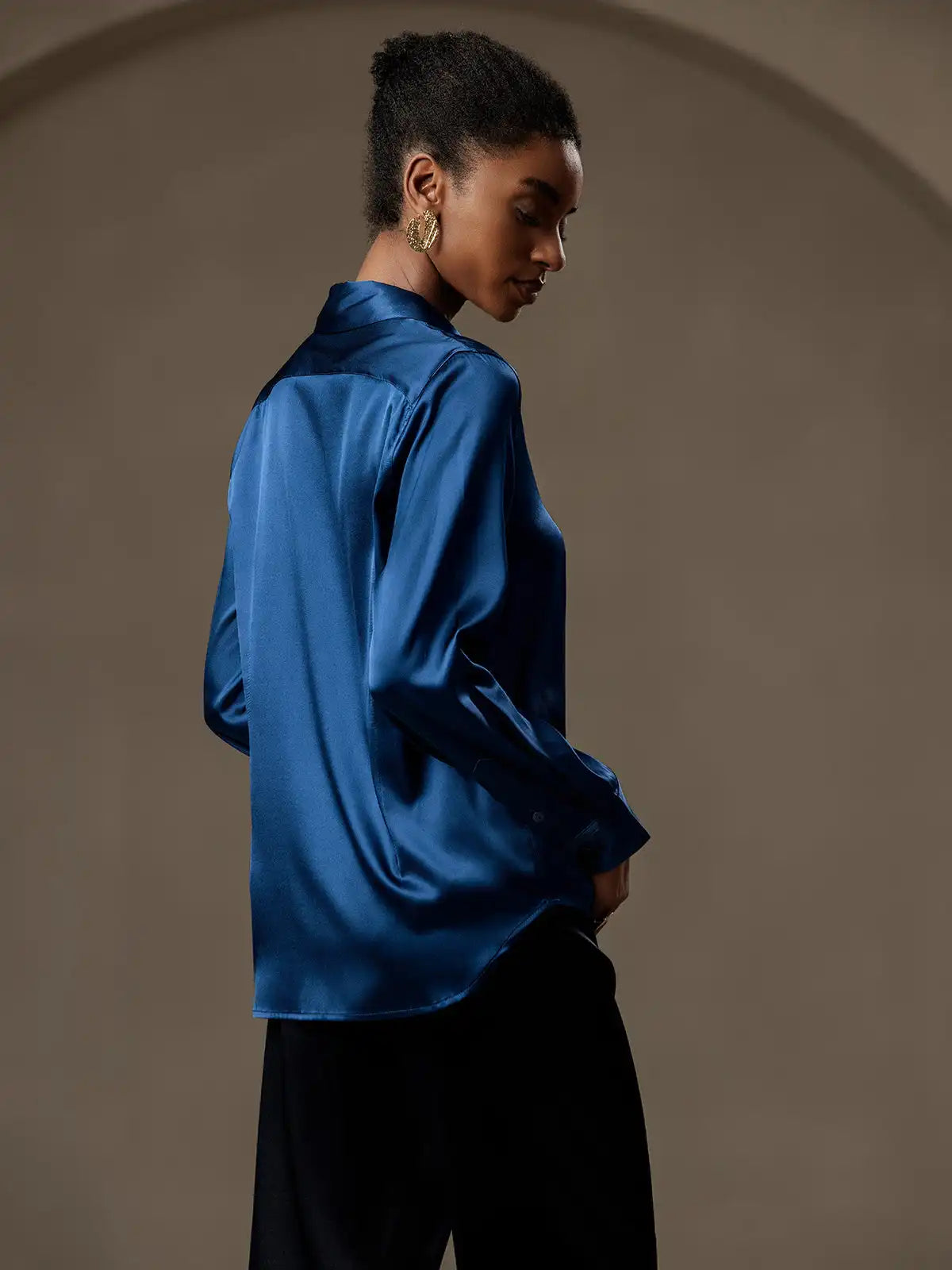 Women’s 19 Momme Silk Long Sleeves Button-Up Shirt