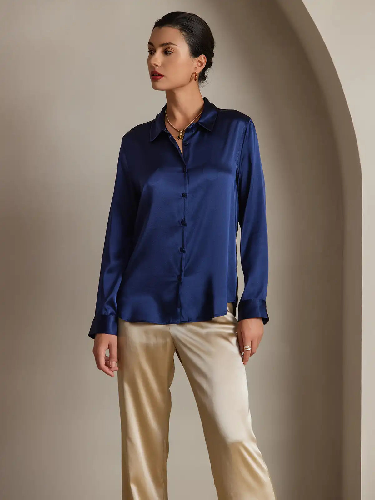Women’s 19 Momme Silk Long Sleeves Button-Up Shirt