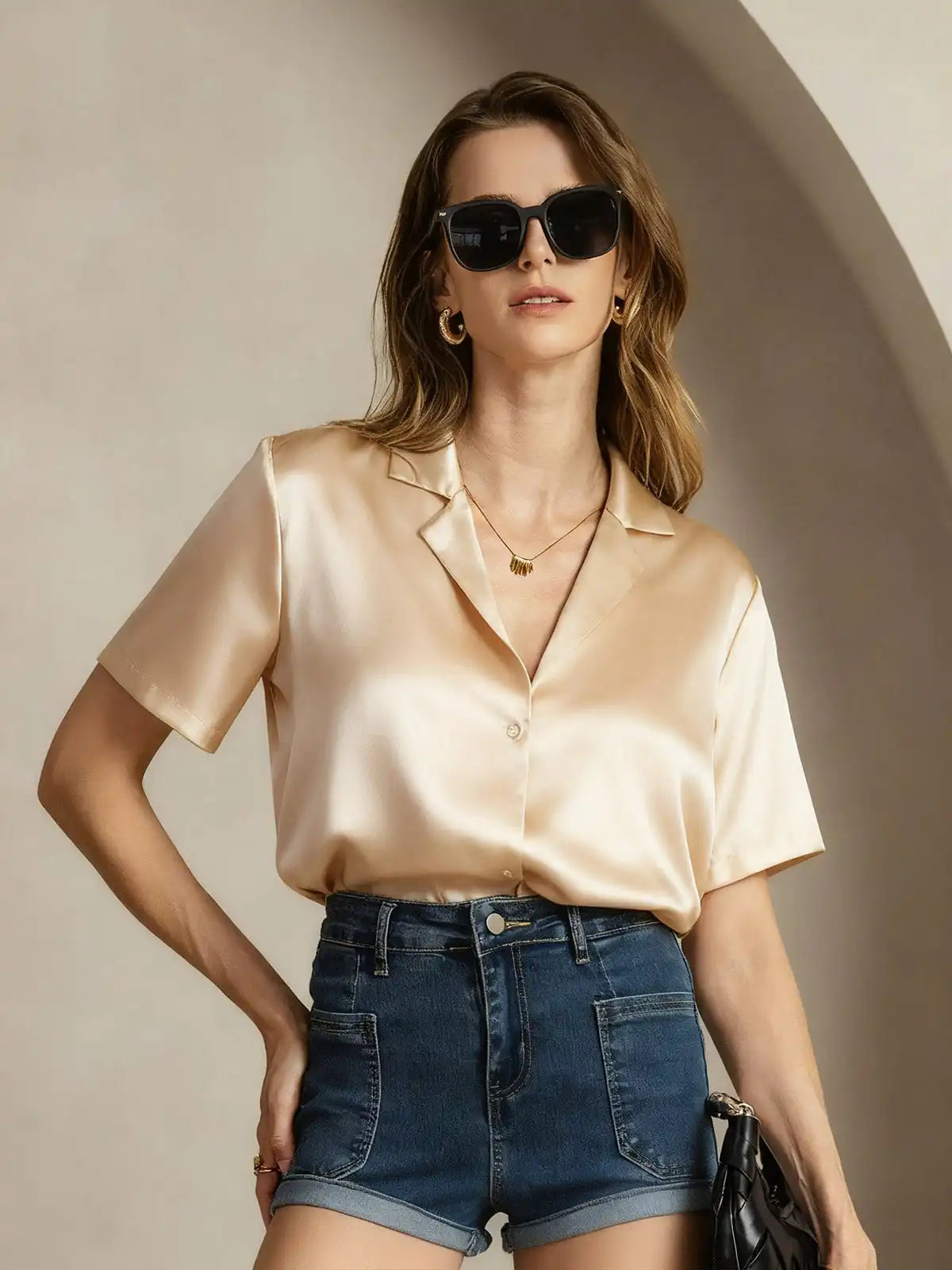 19Momme Silk Short Sleeve Notched Lapel Women's Shirt with Button Up Design