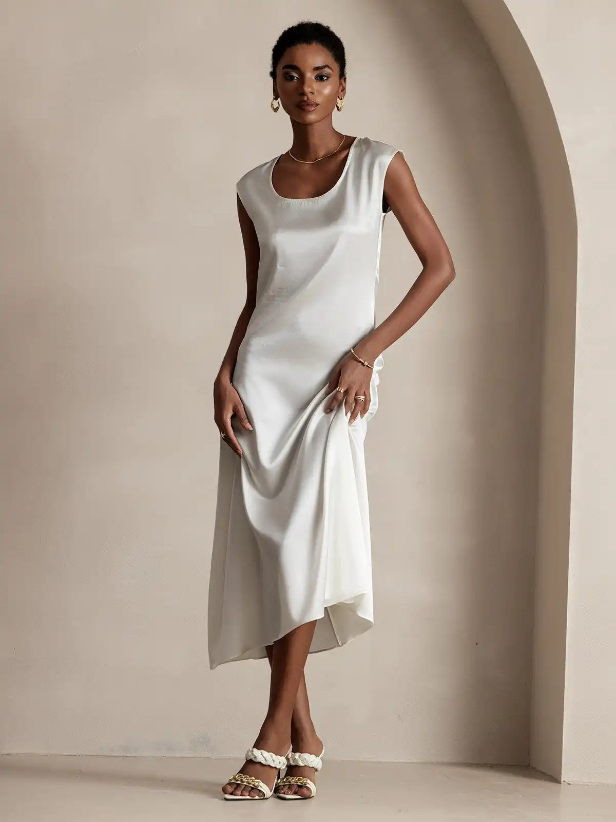 19Momme Silk Cap Sleeve Round Neck Midi Dress