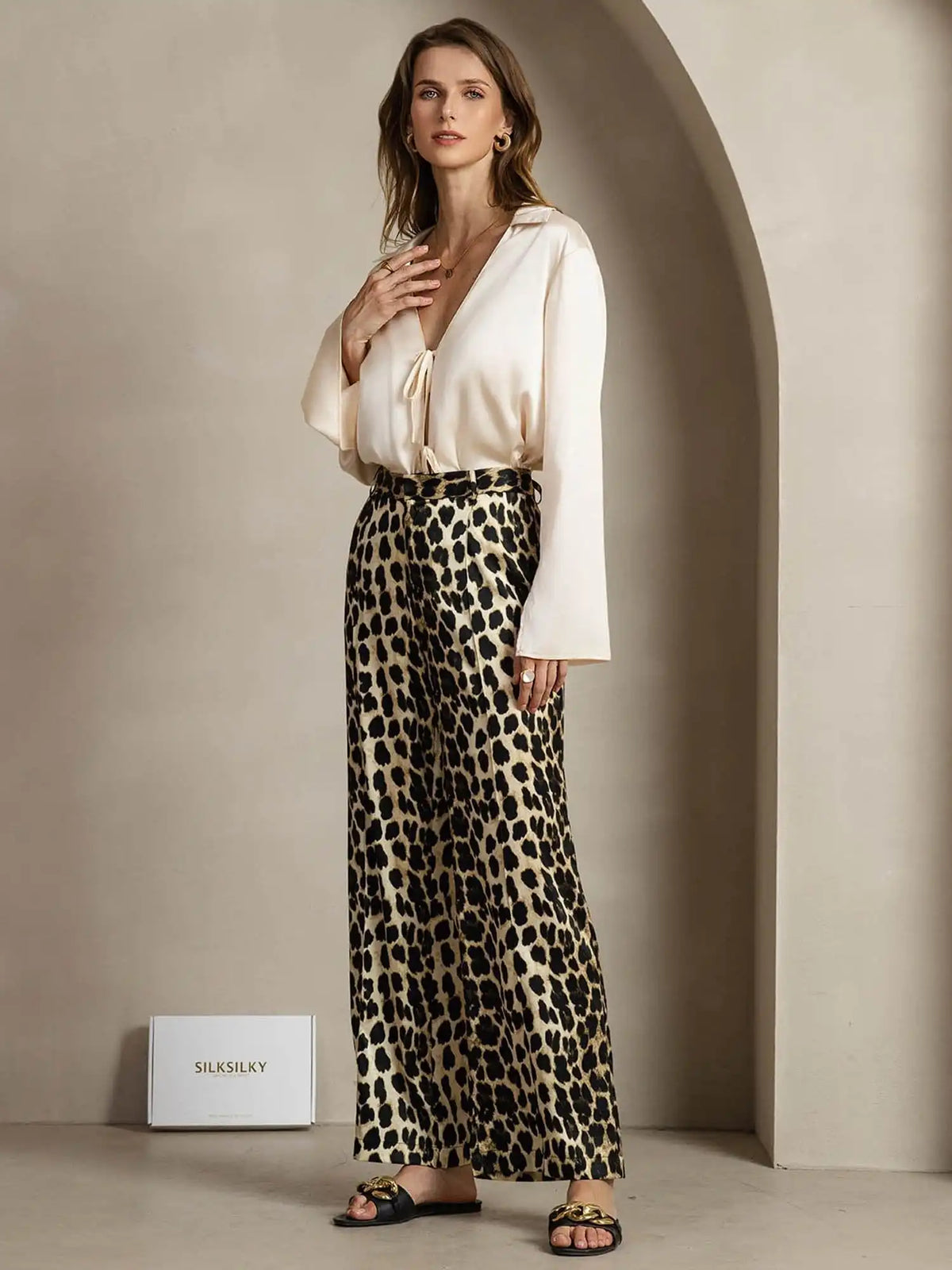 Clearance - 19Momme Silk Leopard Print Straight Leg Women's Pants With Side Pockets Design