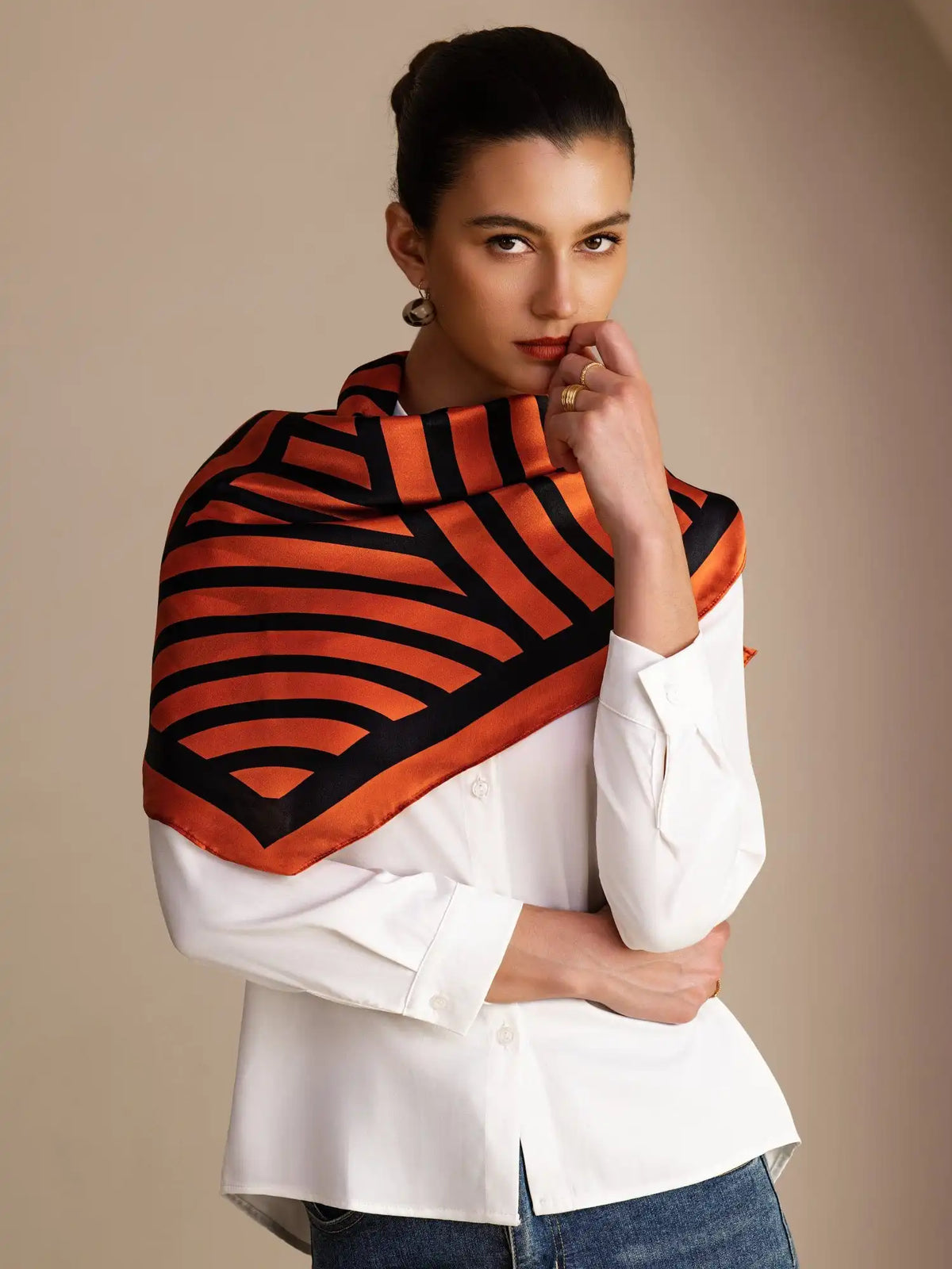 100% Mulberry Silk Semicircular Geometry Printed Scarf - Size 90x90cm