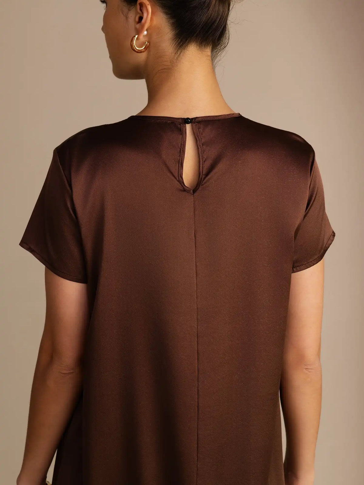 19Momme Silk Short Sleeve Crew Neck  Midi Dress With Side Pockets
