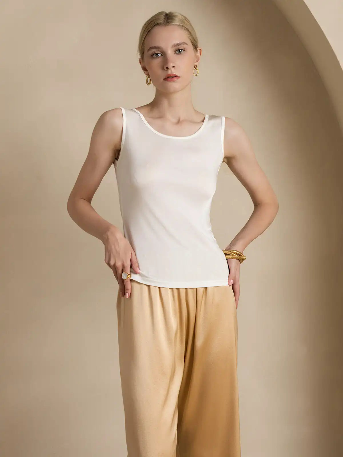 100% Mulberry Silk Sleeveless Round Neck Women's Tank Top