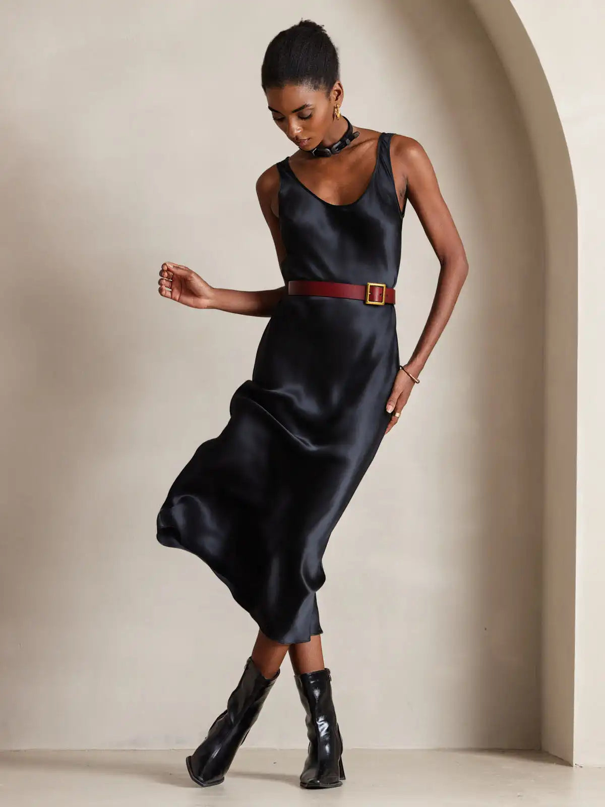100% Mulberry Silk Sleeveless U Neck Midi Long Dress