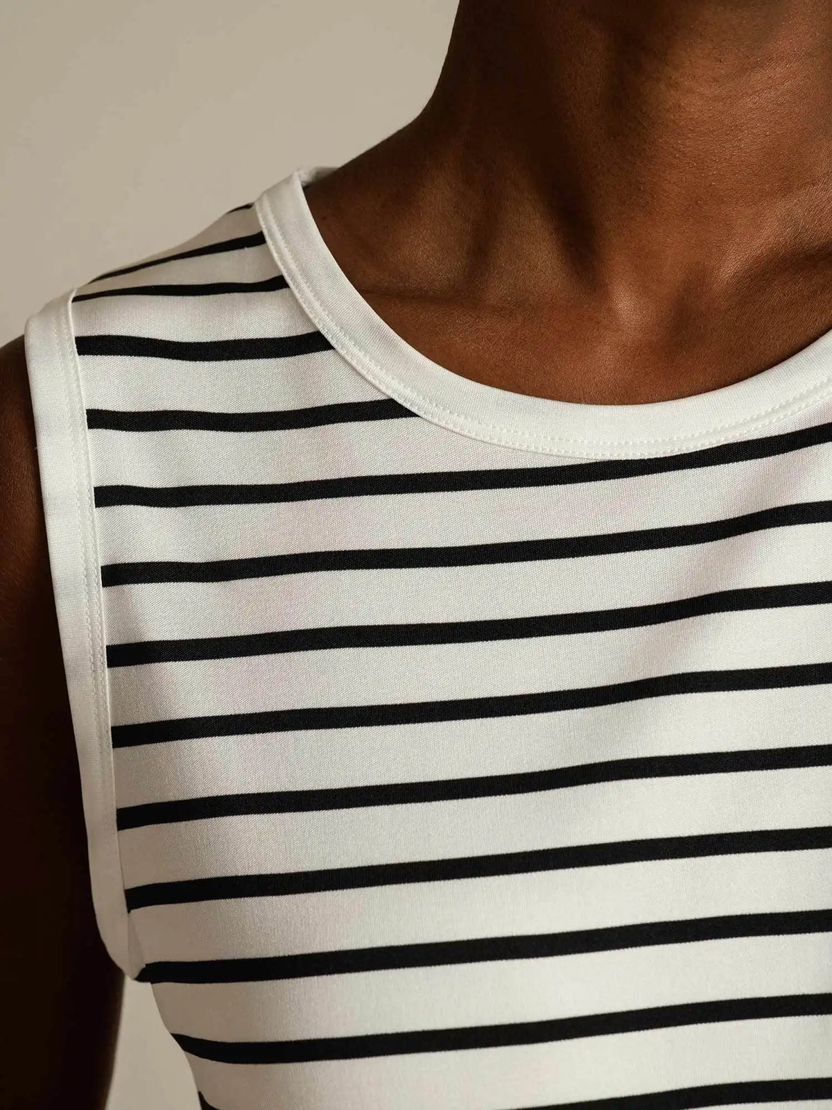 Women's 100% Mulberry Silk Round Neck Casual Stripe Print Tank Top