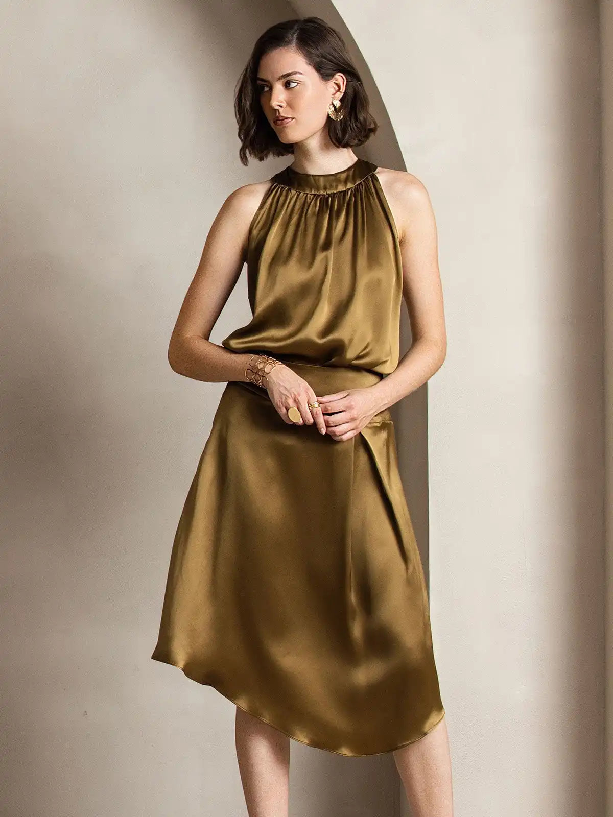 19Momme Silk Sleeveless Halter Neck Women's Top
