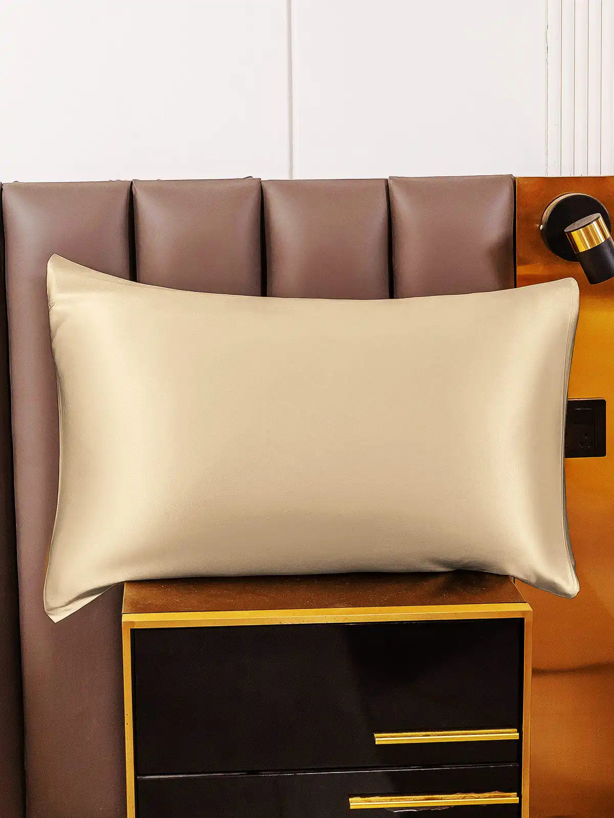 22Momme 100% Mulberry Silk Pillowcase - Envelope Closure