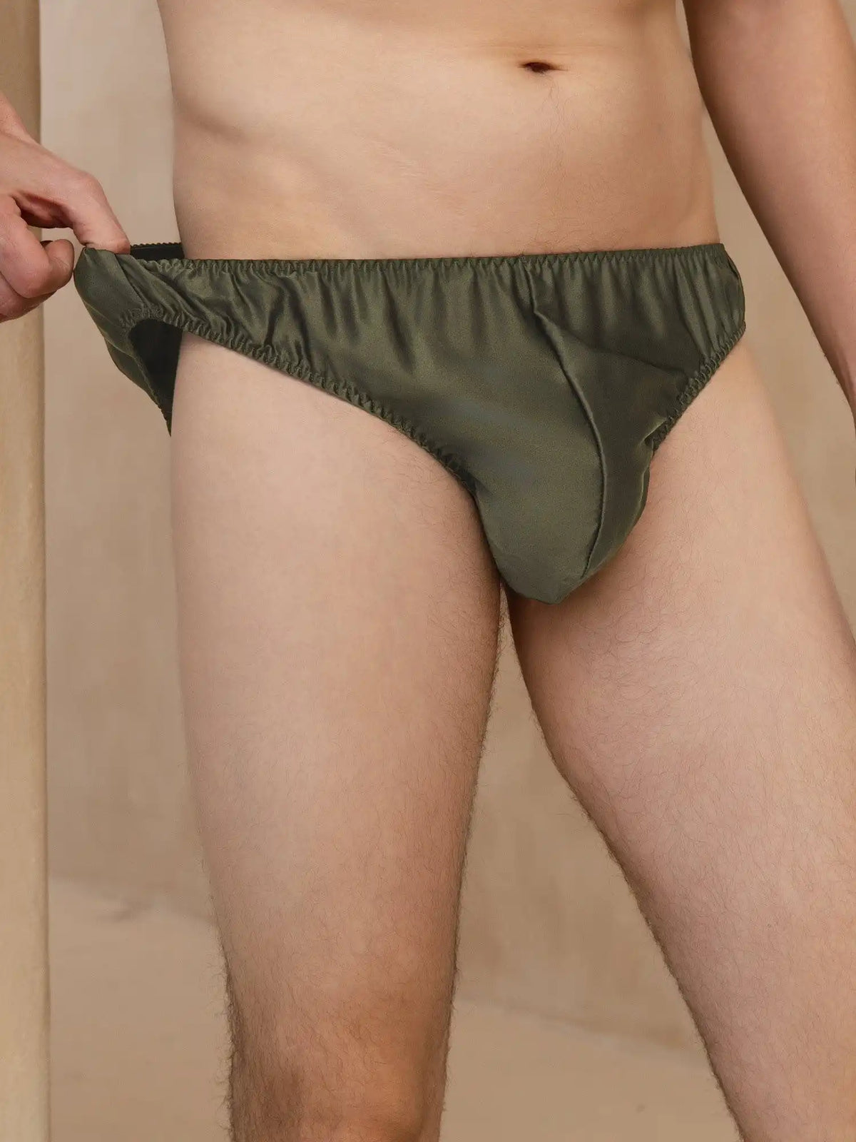 Pure Silk Men's Comfort Breathable Brief Underwear