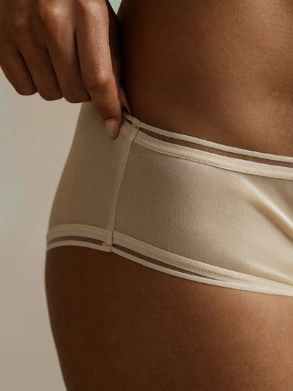 100% Mulberry Silk Seamless Ultra-Smooth Mesh Edge Panty